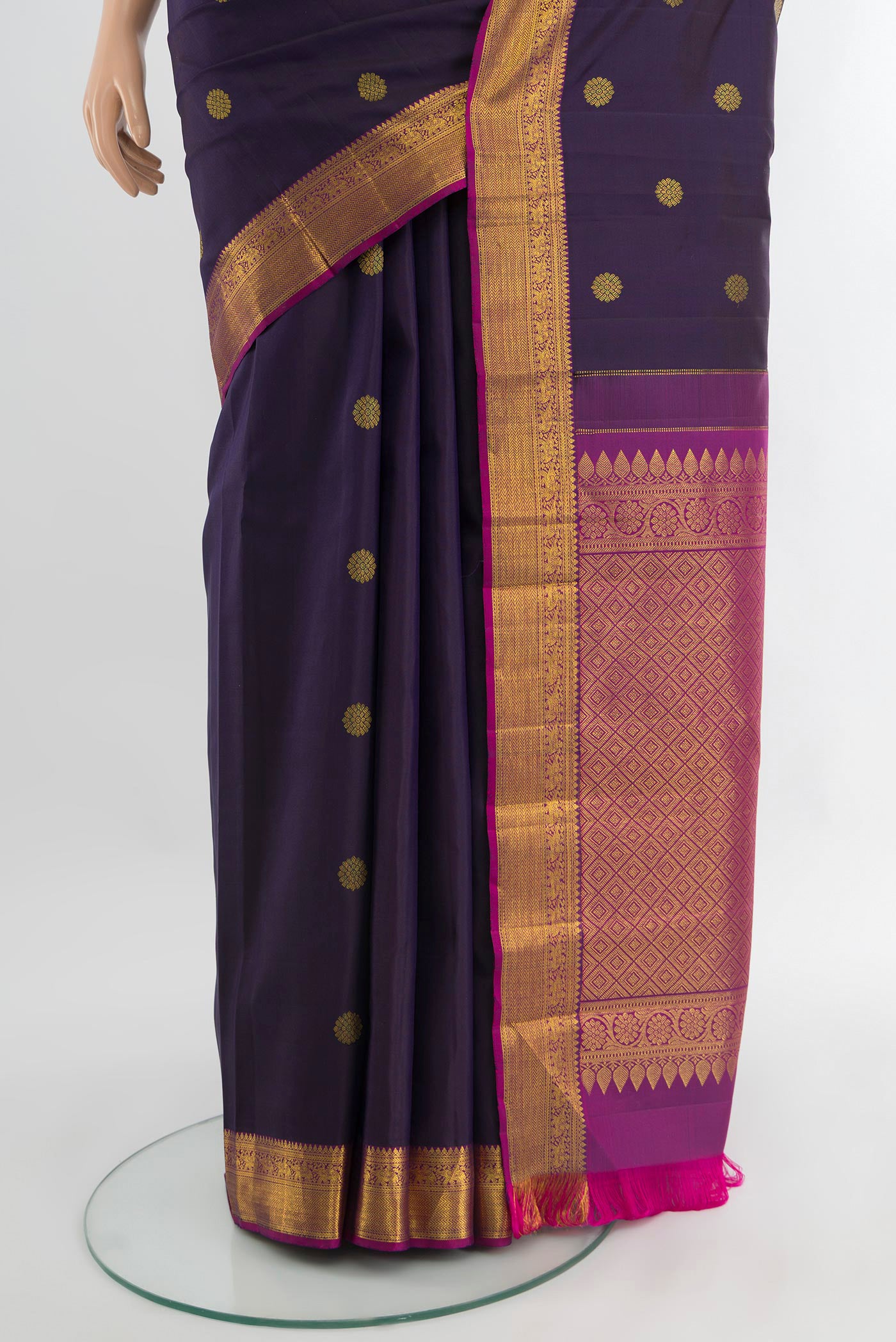 Pleats and pallu of Navy Blue Kanjivaram Silk Saree with Zari Butta on the body and Zari Border. 