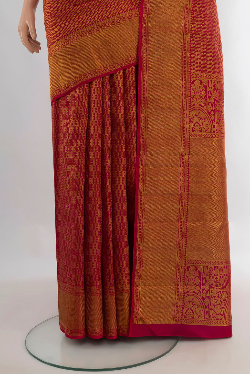 Pleats and pallu of Pure Silk Red Kanjivaram Saree with Zari Brocade on the body and Zari Border. 