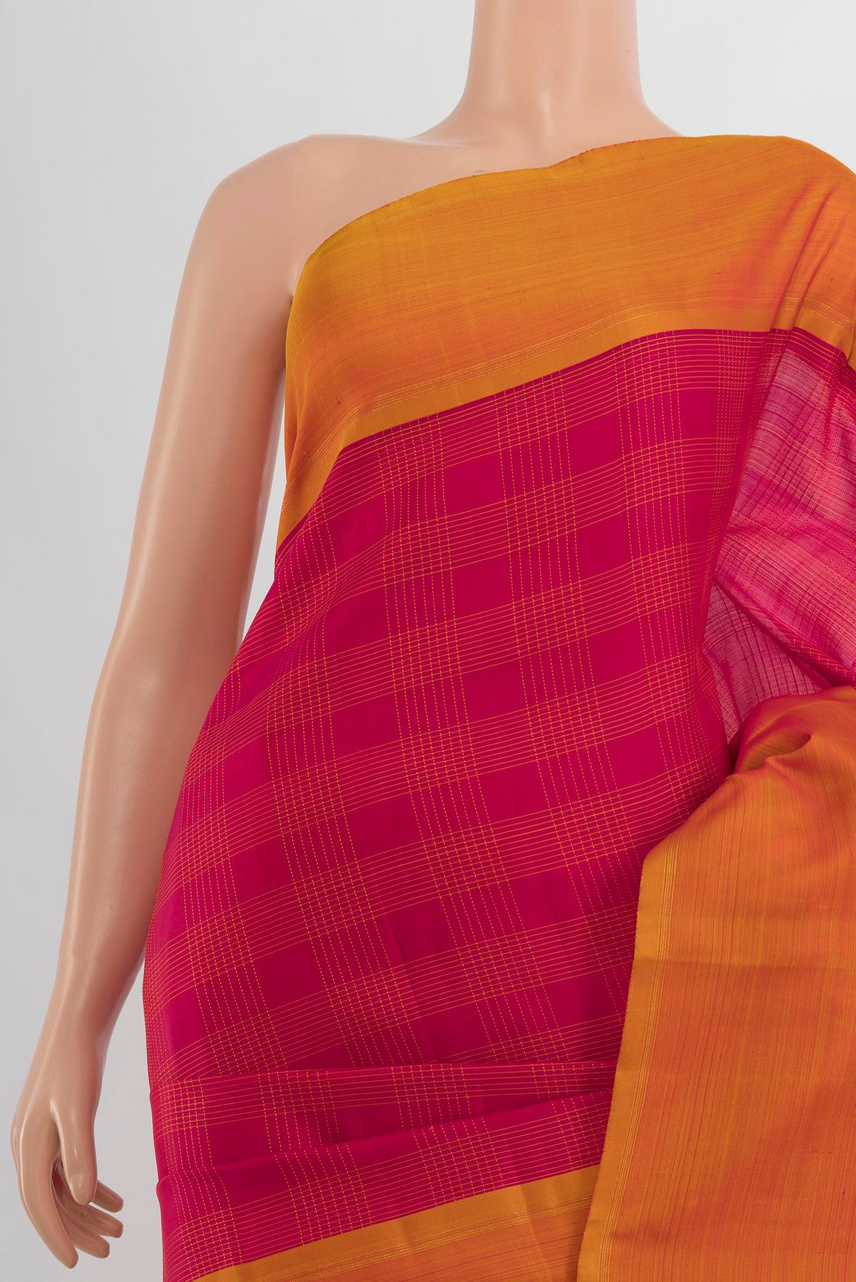 Border image of Pure Silk Pure Zari Dark Pink Kanchipuram Saree with Zari Butta on the body and Silk Border. 