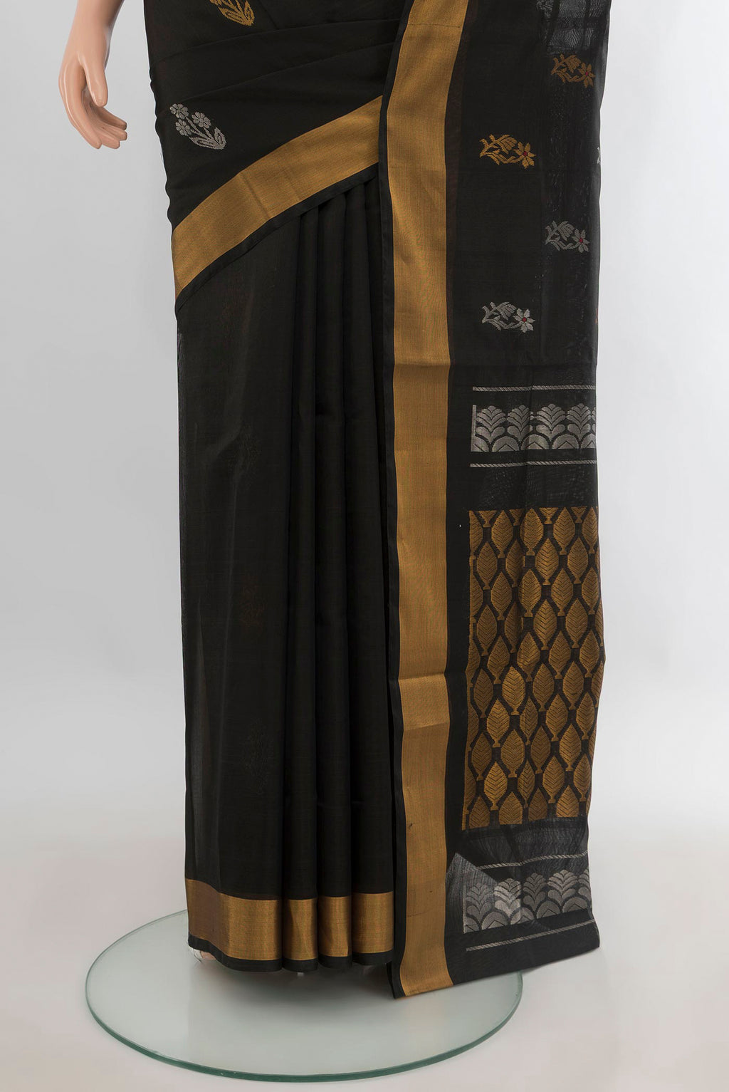 Pleats and pallu of Pure Silk Black Uppada Saree with Zari Butta on the body and Zari Border. 