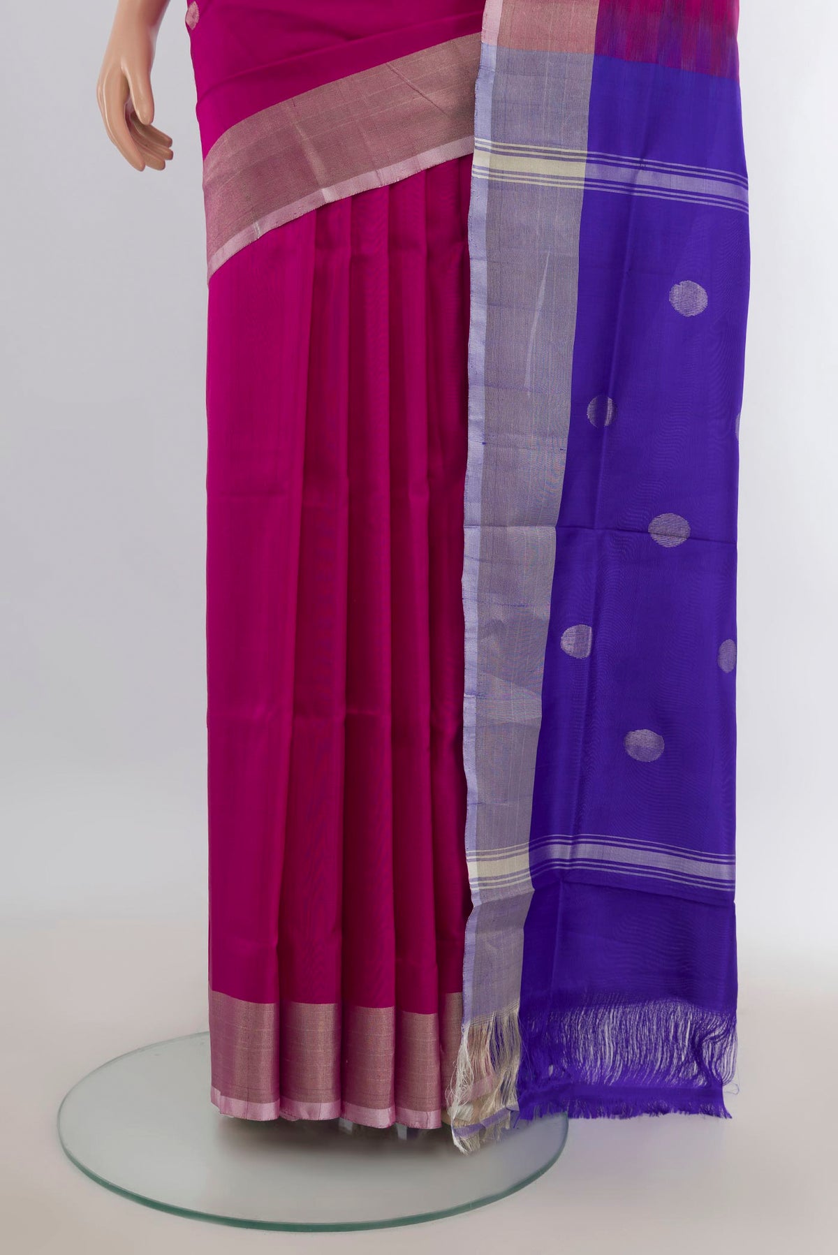 Pleats and pallu of Pure Silk Magenta Uppada Saree with Zari Butta on the body and Silk Border. 