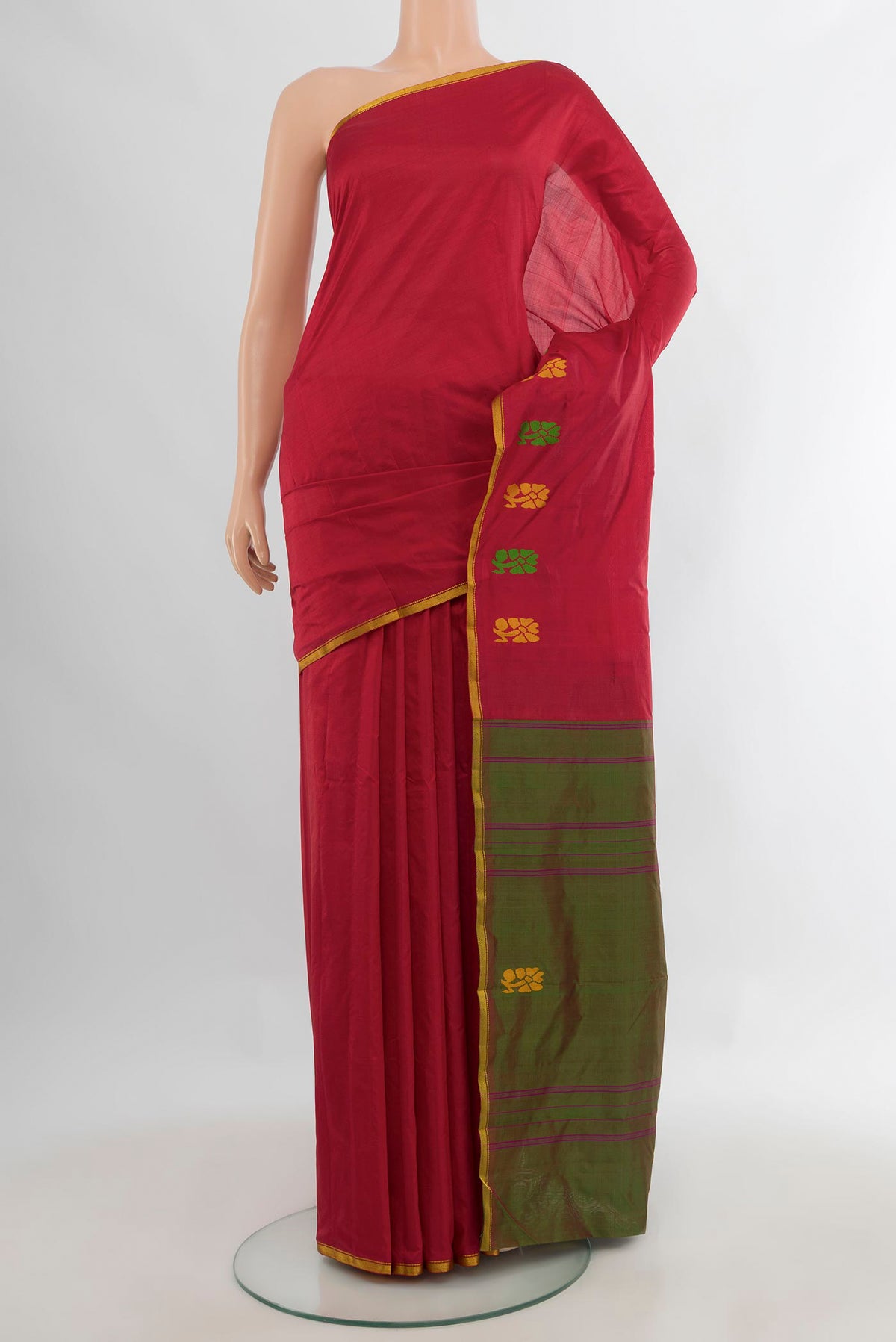 Pure Silk Red Kanchipuram Saree with Plain Body and Thread Border.  displayed on a mannequin