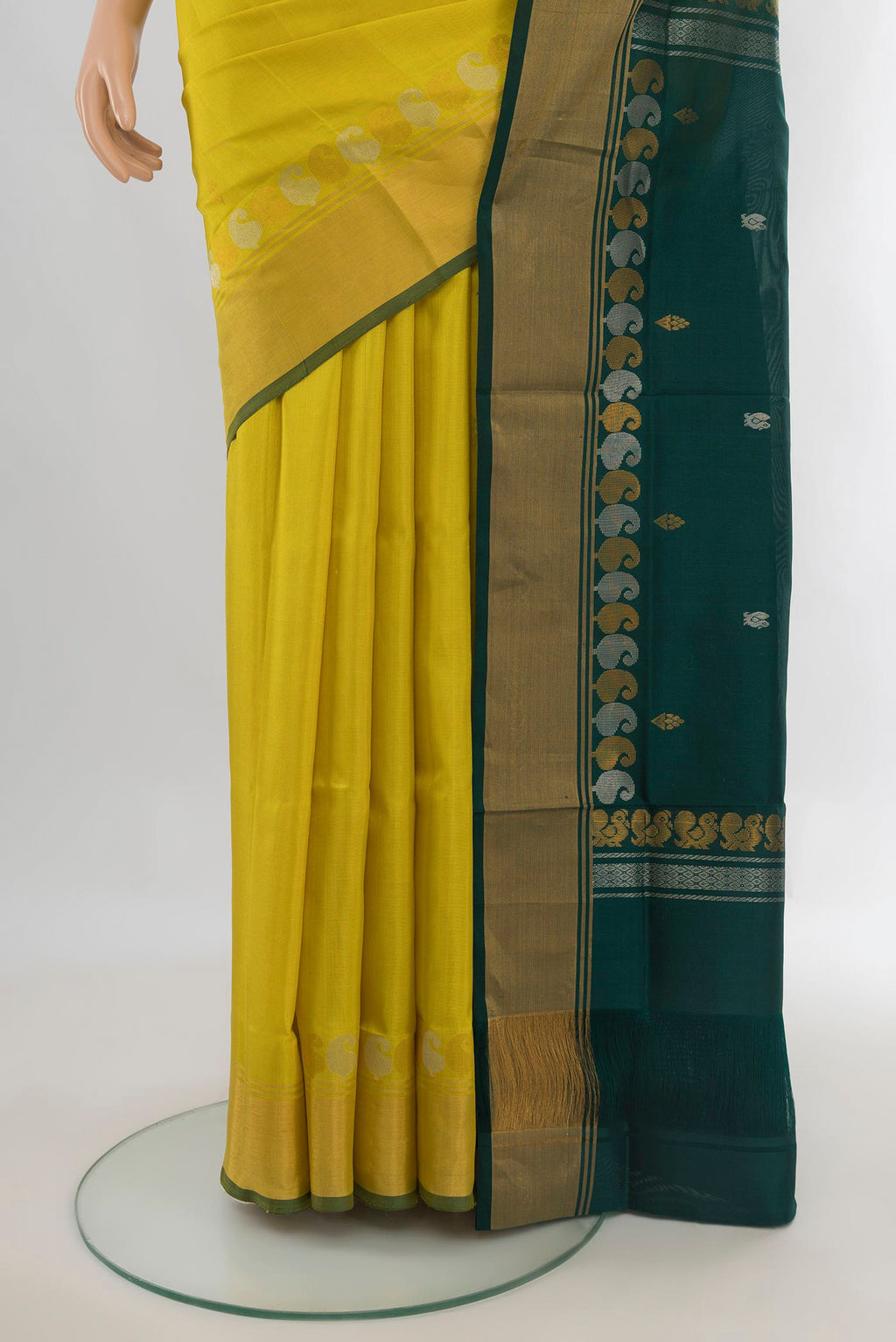 Pleats and pallu of Pure Silk Yellow Uppada Saree with Zari Butta on the body and Zari Border. 