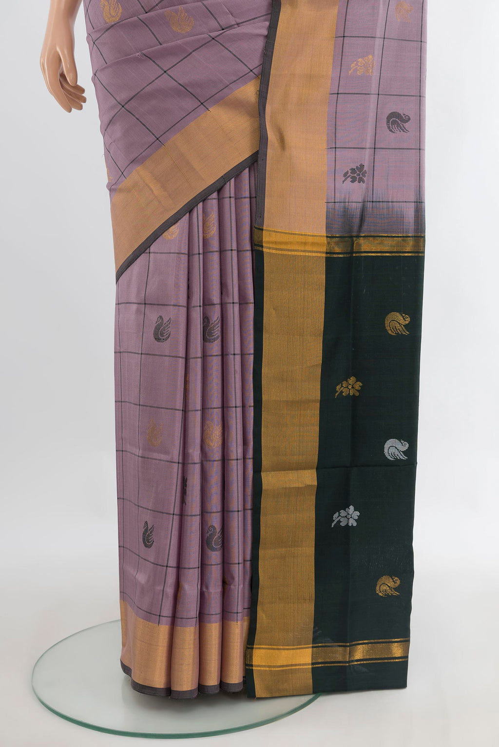 Pleats and pallu of Pure Silk Rose Gold Uppada Saree with Zari Butta on the body and Zari Border. 