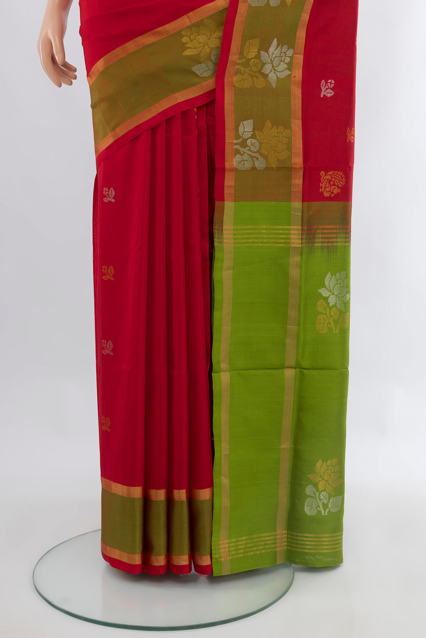 Pleats and pallu of Red Uppada Silk Saree with Zari Butta on the body and Zari Border. 