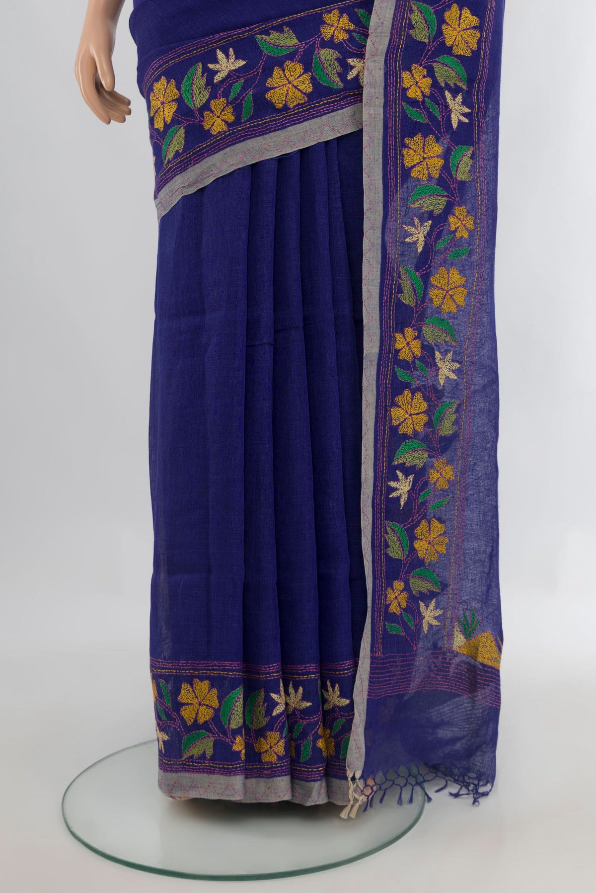 Pleats and pallu of Royal Blue Linen Saree with Plain Body and Embroidery Border. 