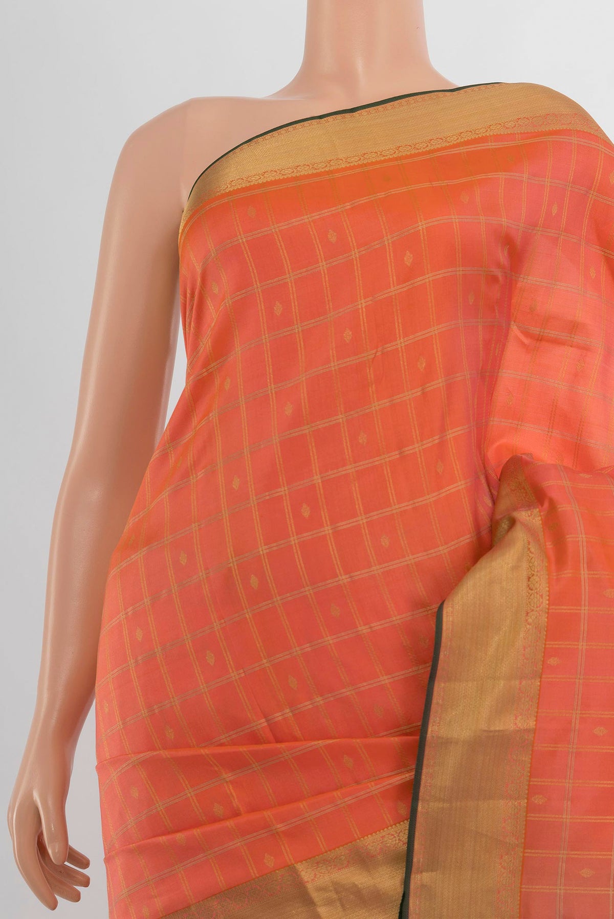 Border image of Pure Silk Rose Gold Kanchipuram Saree with Zari Butta on the body and Silk Border. 