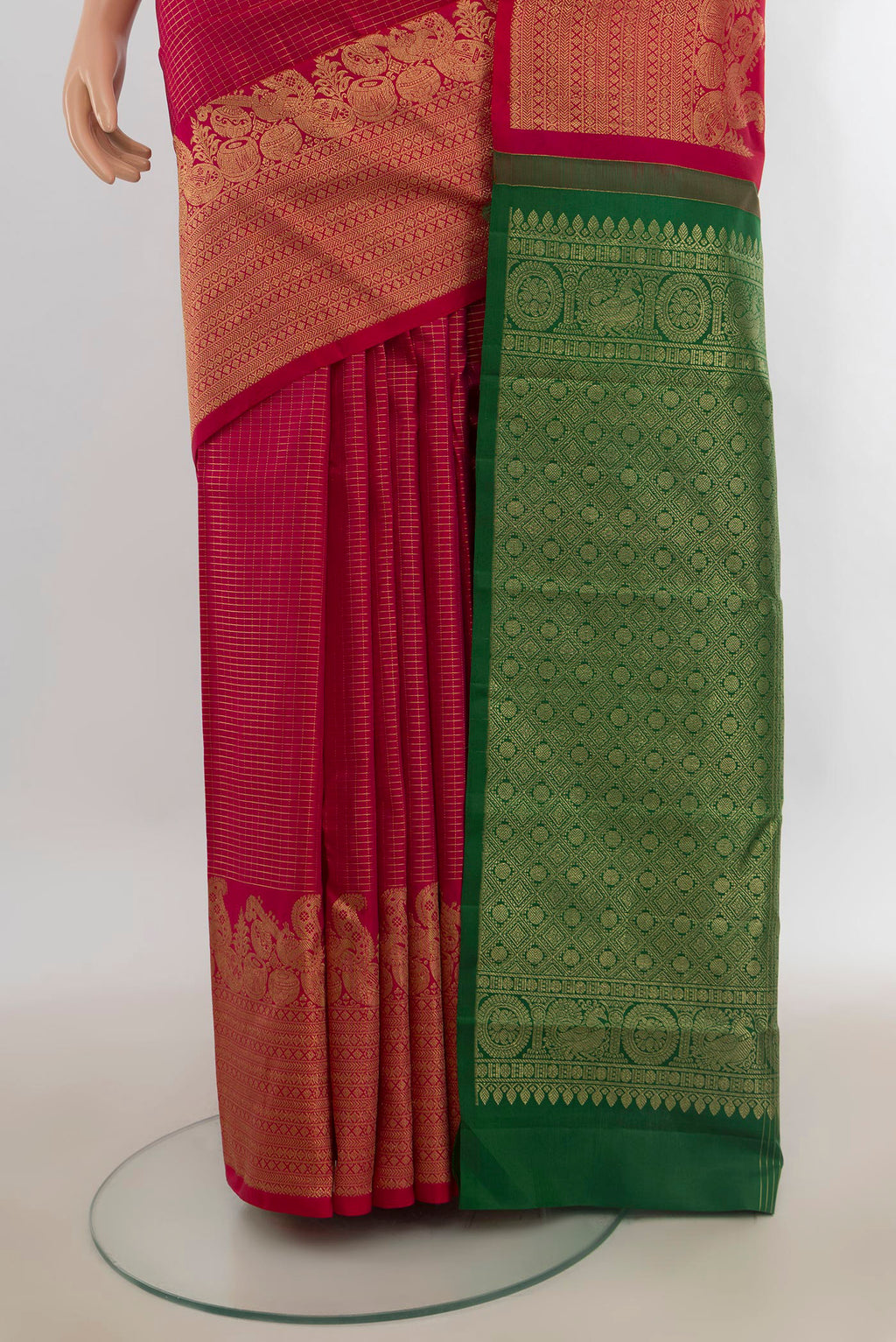 Pleats and pallu of Pure Silk Maroon Kanjivaram Saree with Checked design on the body and Fancy Border. 