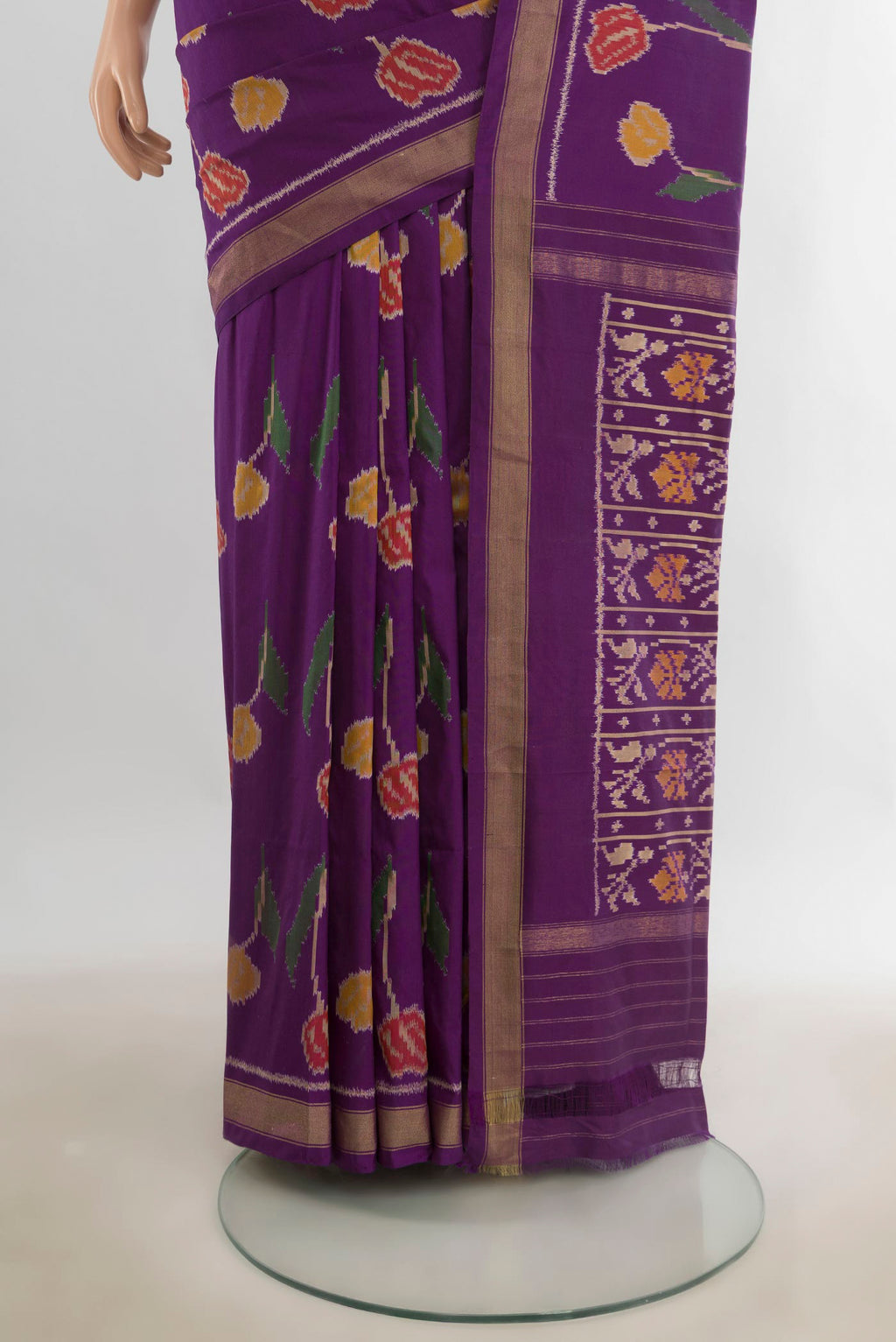 Pleats and pallu of Pure Silk Multi Color Pochampally Saree with Ikat Print on the body and Silk Border. 