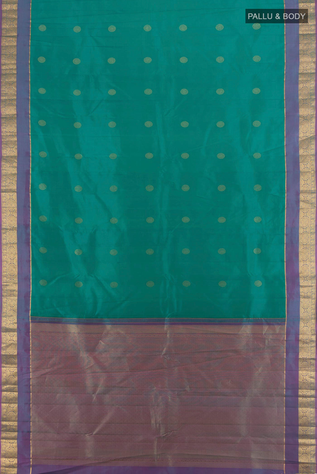 Flat view of Pure Silk Green Kanchipuram Saree with Zari Butta on the body and Zari Border. 