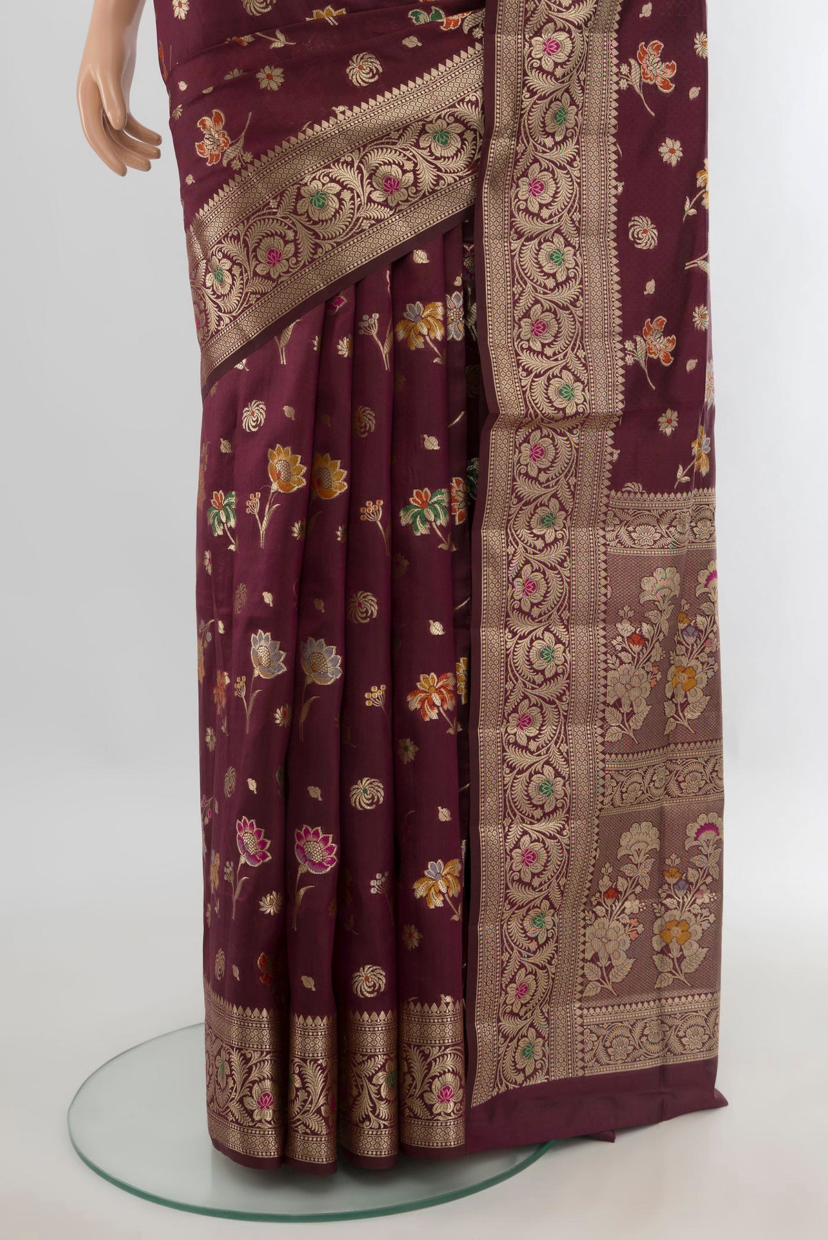 Pleats and pallu of Pure Silk Coffee Brown Banarasi Raw Saree with Zari And Thread Butta on the body and Zari Border. 