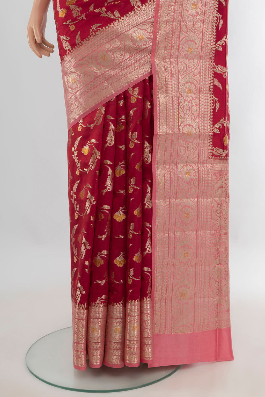 Pleats and pallu of Pure Silk Red Banarasi Raw Saree with Zari Butta on the body and Zari Border. 