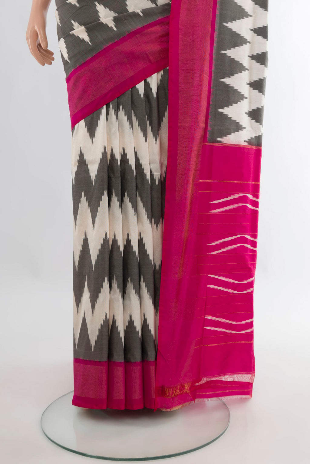 Pleats and pallu of Pure Silk Multi Color Pochampally Saree with Pure Ikat on the body and Zari Border. 