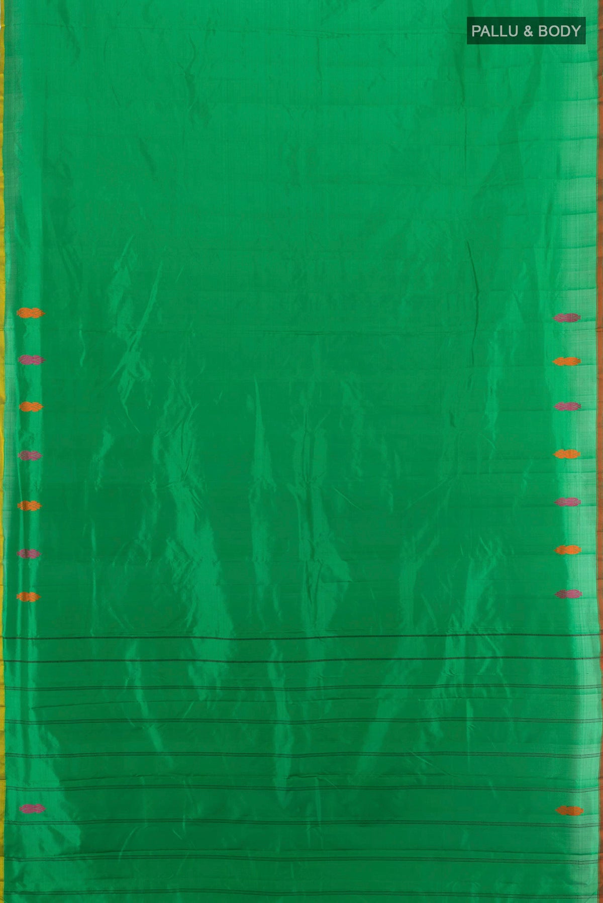 Flat view of Pure Silk Green Kanchipuram Saree with Plain Body and Thread Border. 