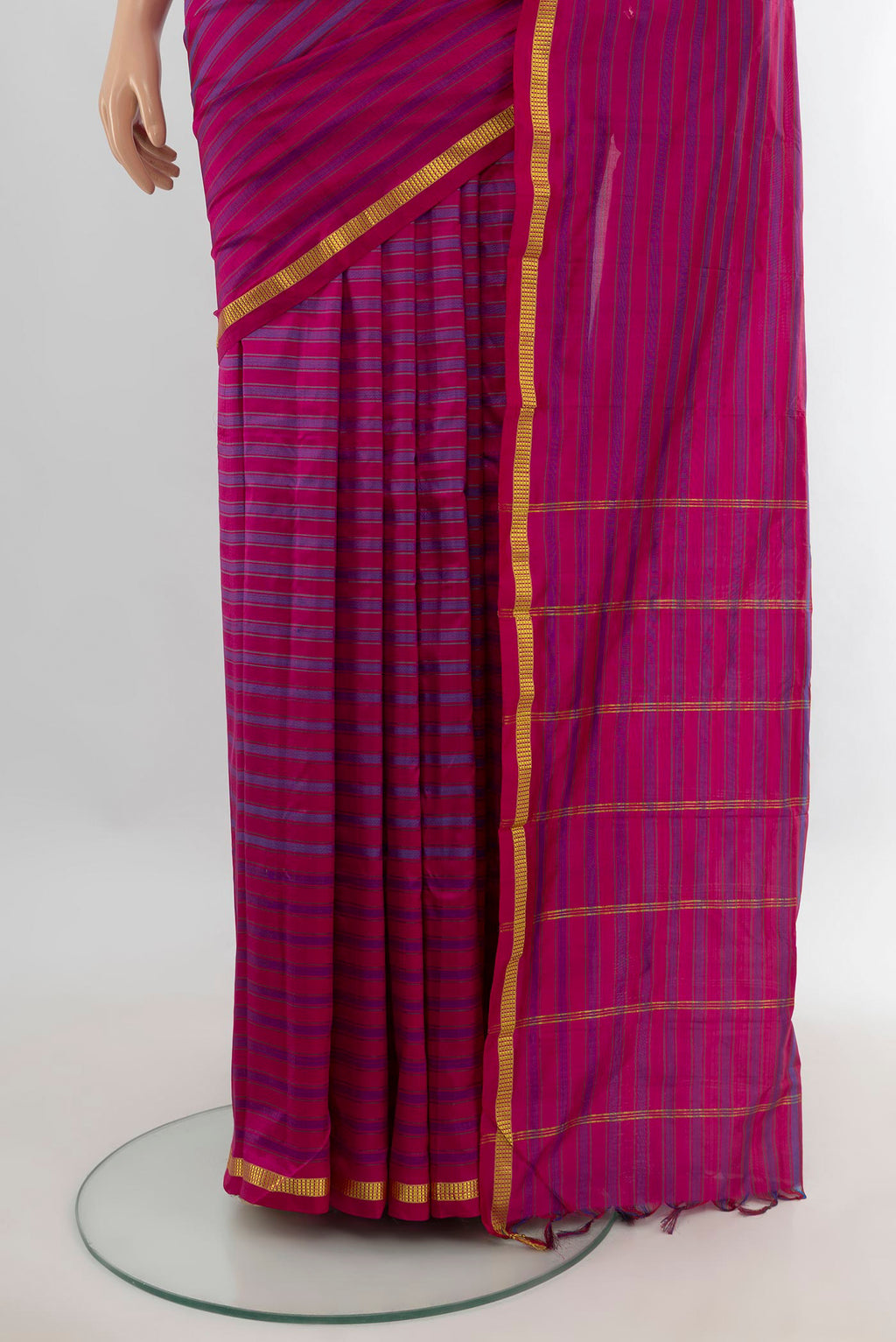 Pleats and pallu of Pure Silk Pink Kanchipuram Saree with Stripes on the body and Zari Border. 