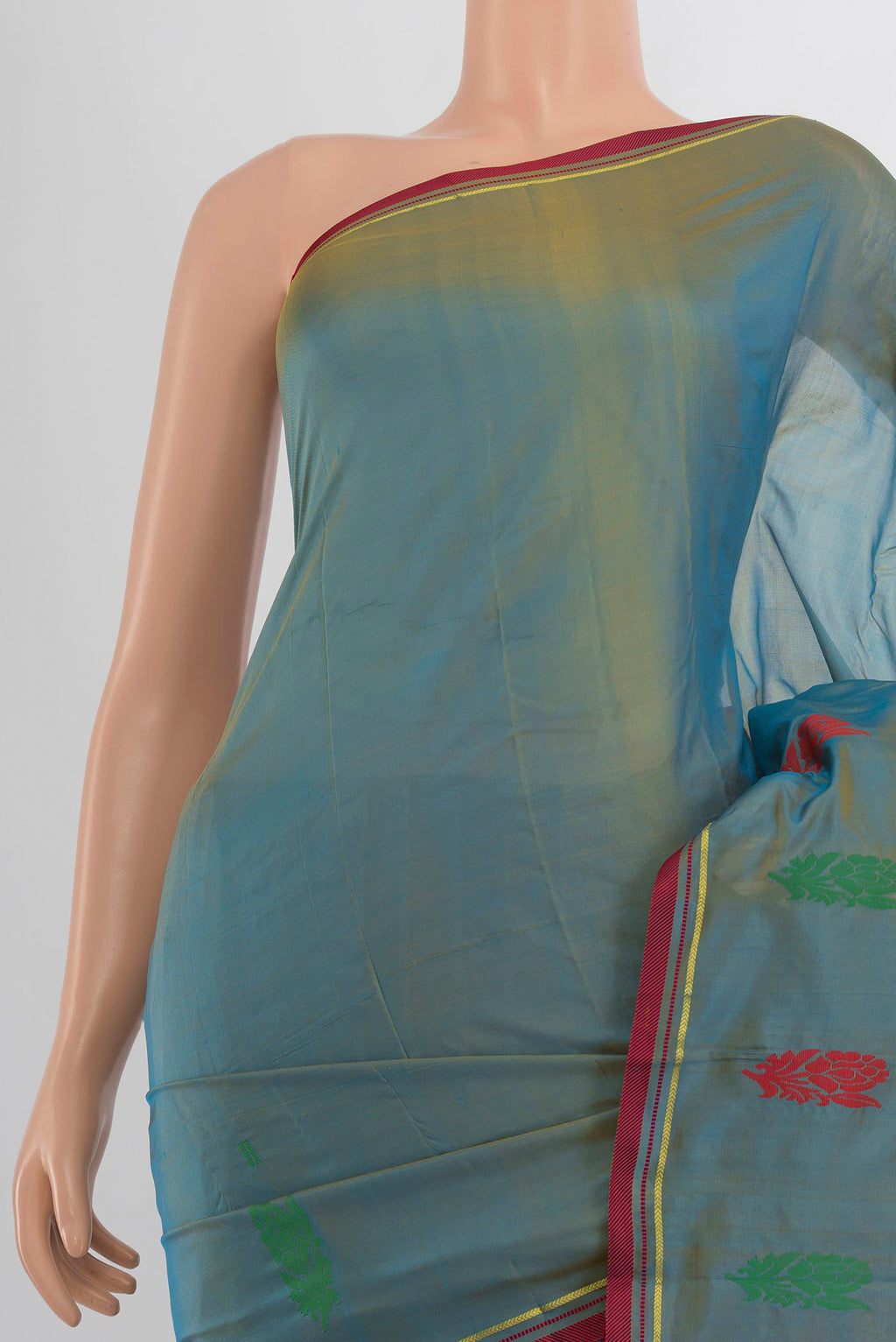 Border image of Pure Silk Light Blue Kanchipuram Saree with Thread Butta on the body and Silk Border. 
