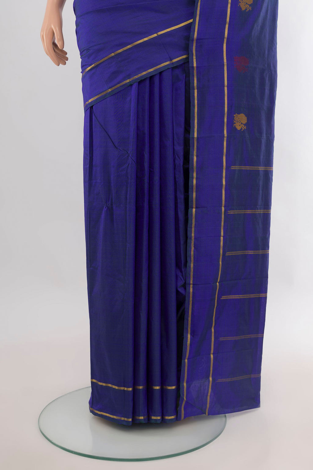 Pleats and pallu of Pure Silk Blue Kanjivaram Saree with Plain Body and Zari Border. 