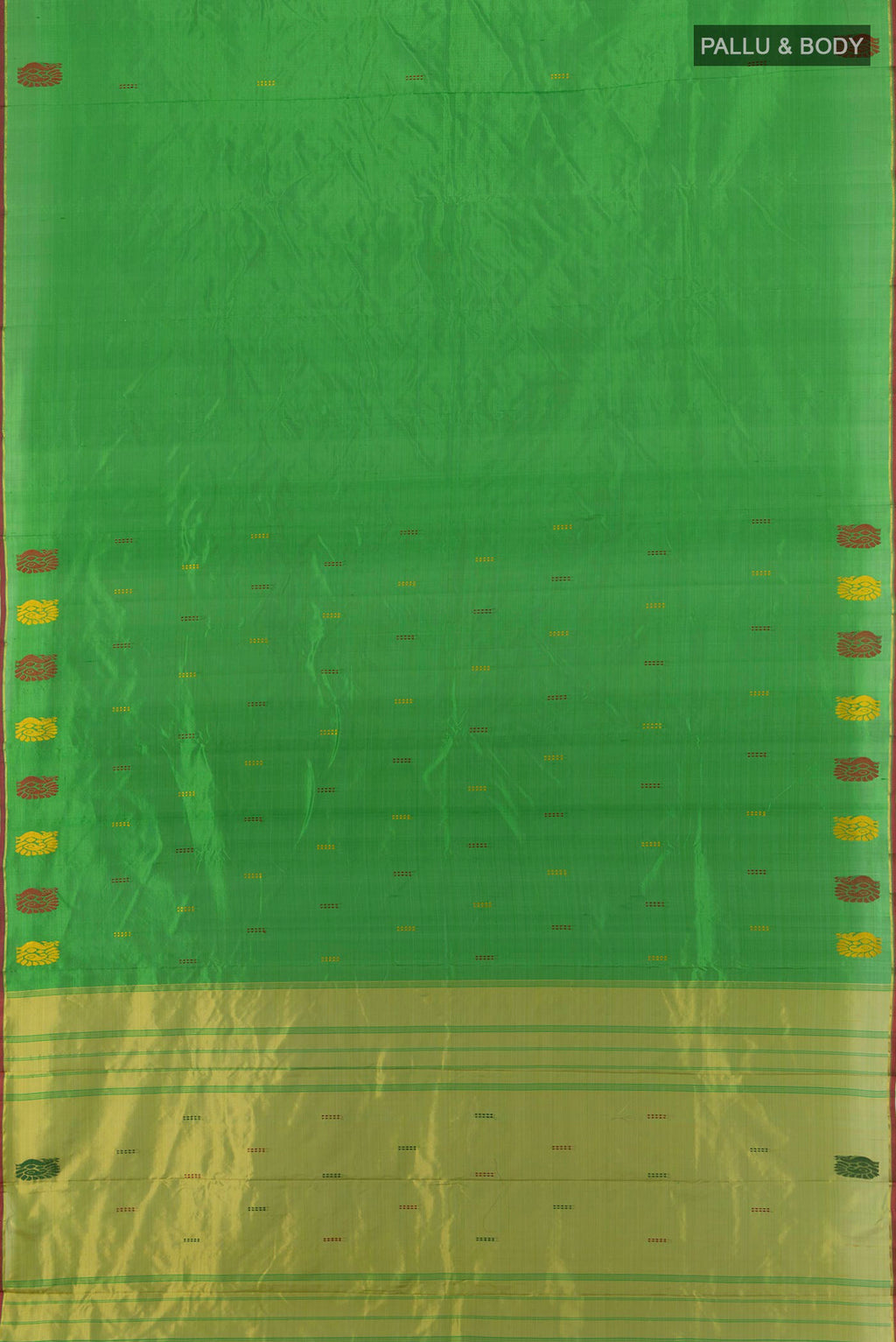 Flat view of Pure Silk Green Kanchipuram Saree with Plain Body and Thread Border. 