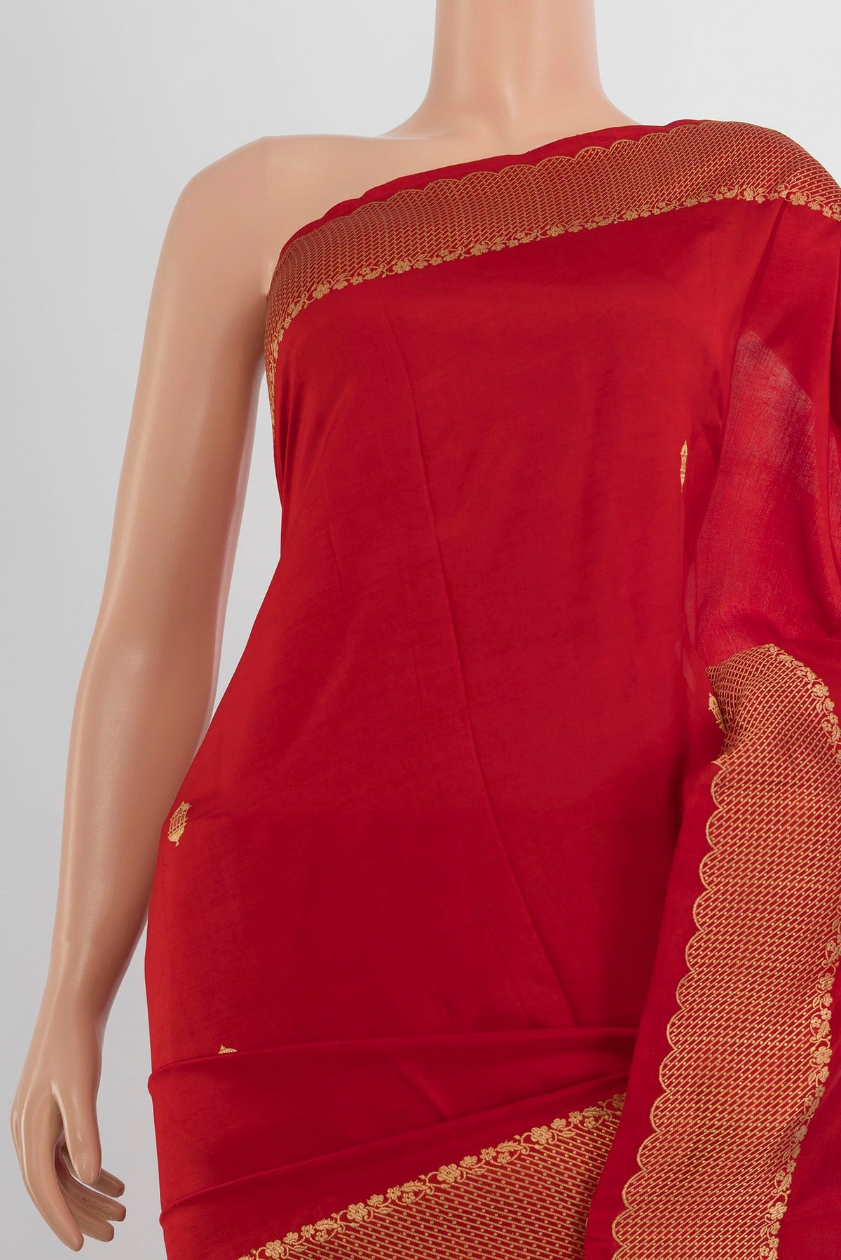 Border image of Pure Silk Red Banarasi Katan Saree with Zari Butta on the body and Silk Border. 