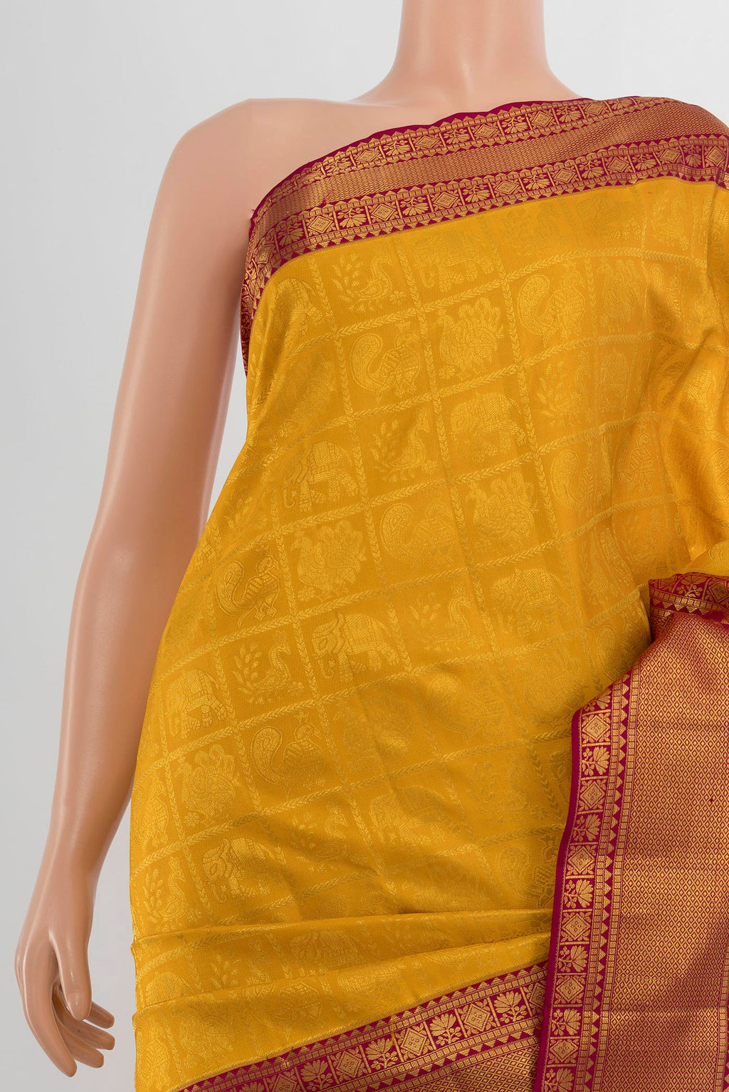 Border image of Pure Silk Yellow Kanjivaram Saree with Zari Butta on the body and Silk Border. 