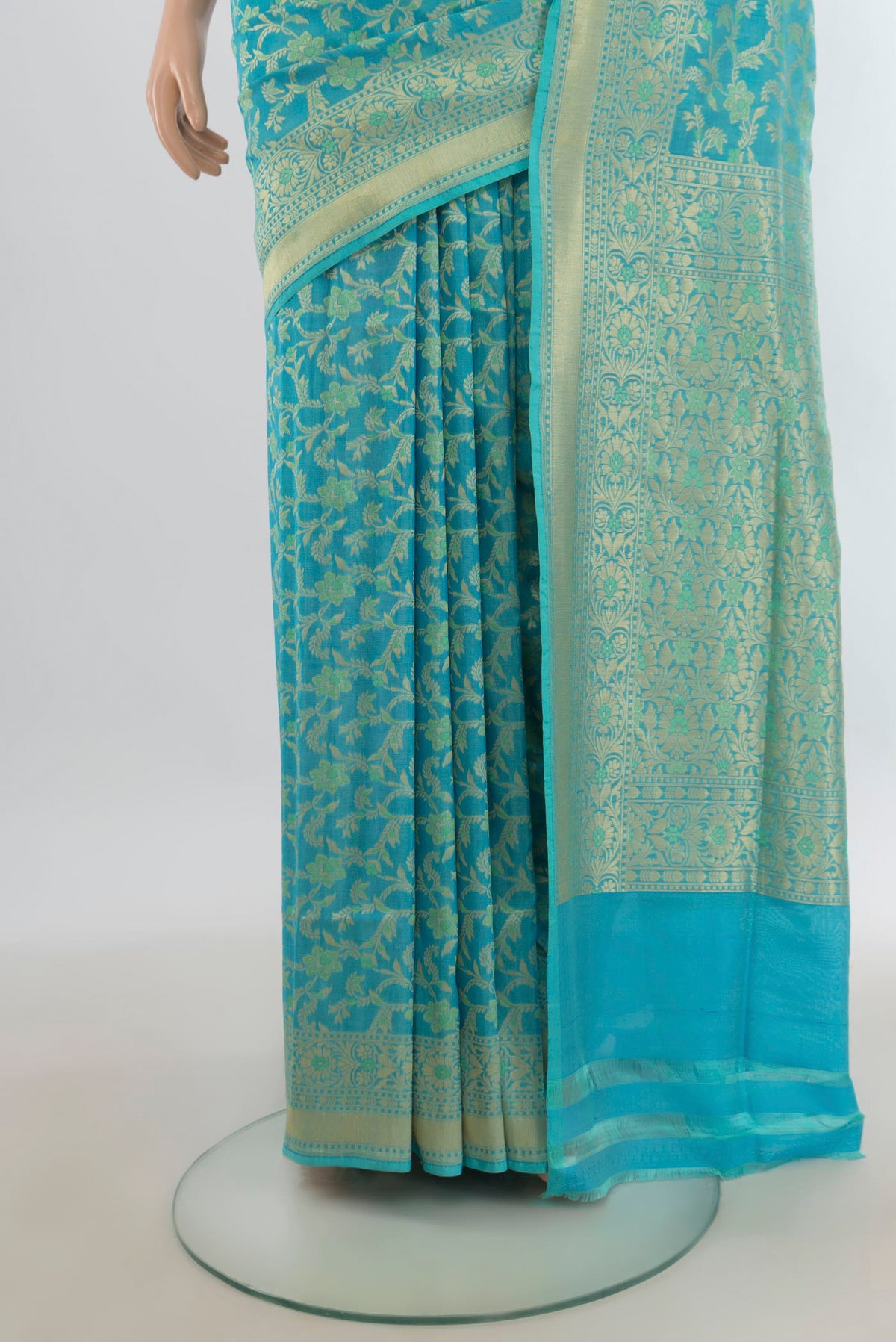 Pleats and pallu of Pure Silk Sky Blue Banarasi Saree with Zari Brocade on the body and Zari Border. 