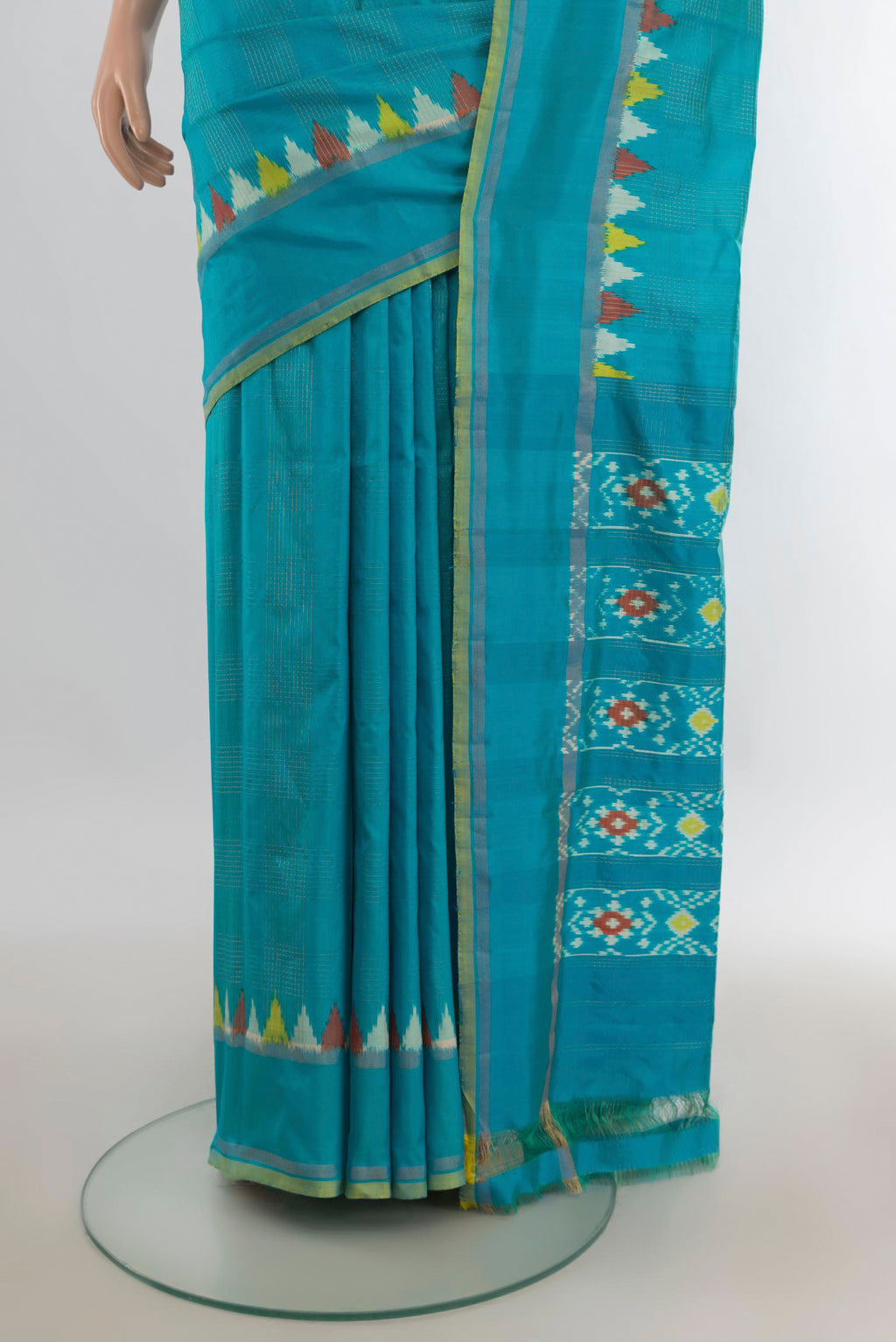 Pleats and pallu of Pure Silk Light Blue Pochampally Saree with Plain Body and Zari Border. 