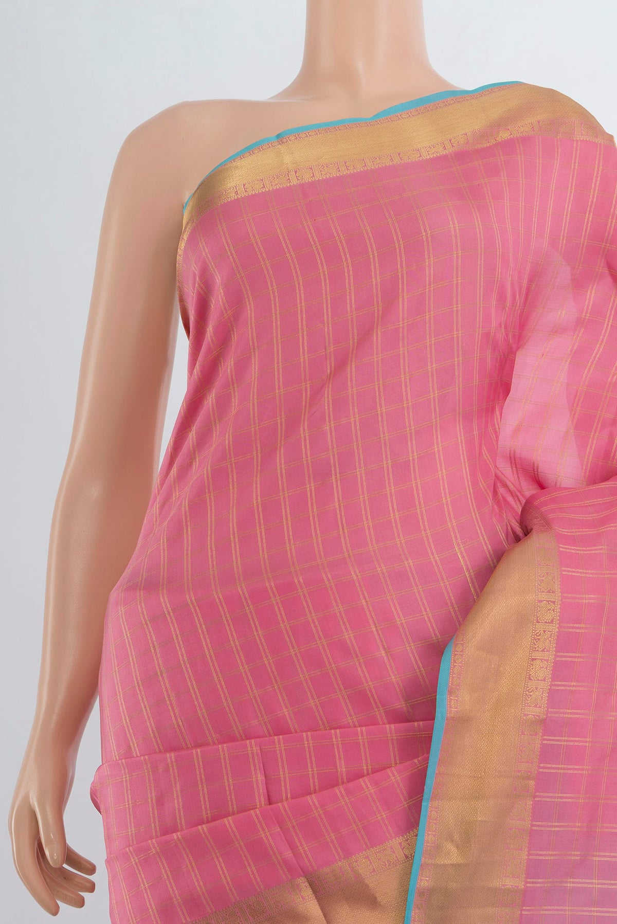 Border image of Pure Silk Rose pink Kanchipuram Saree with Zari Butta on the body and Silk Border. 