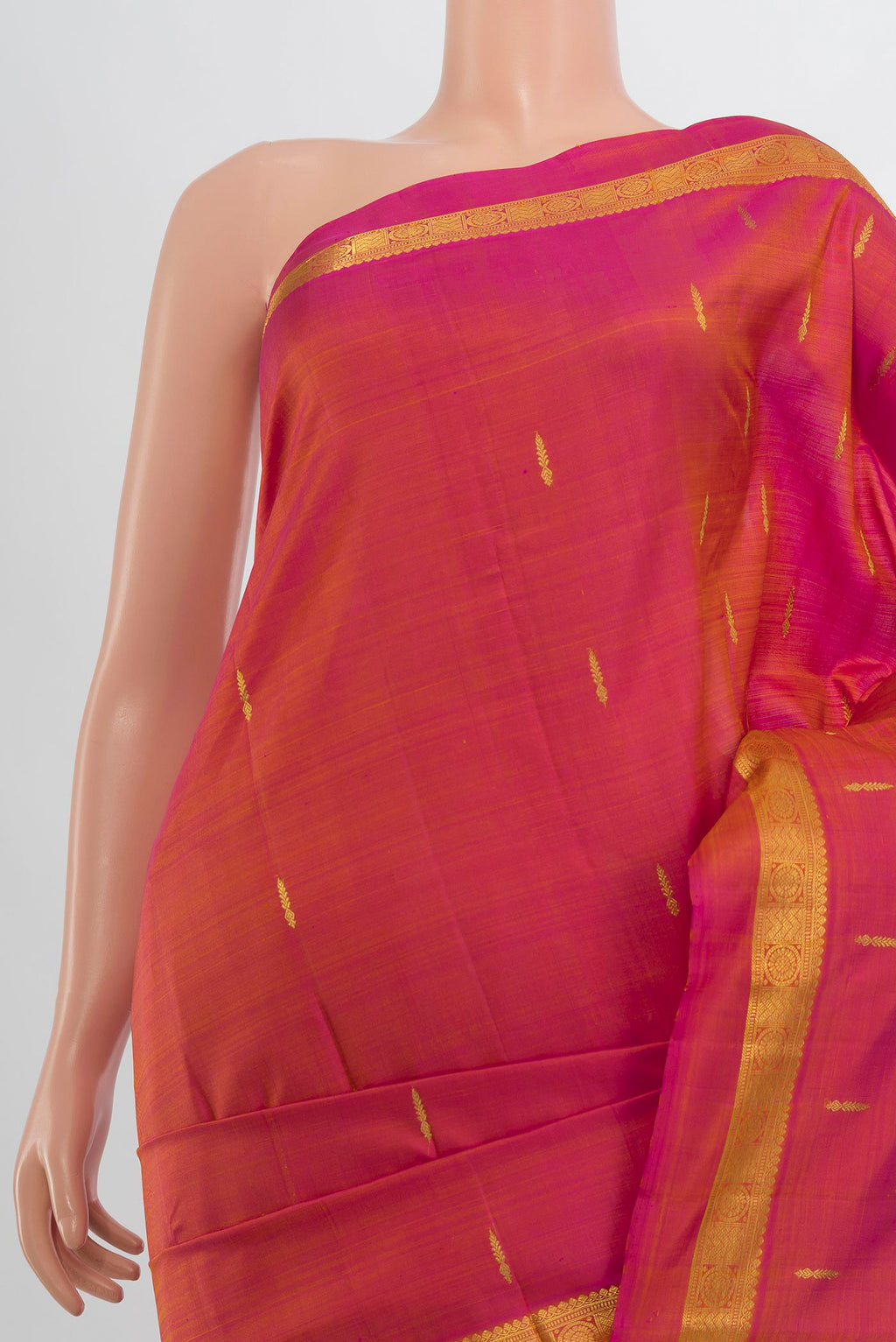 Border image of Pure Silk Pure Zari Peach Kanjivaram Saree with Zari Butta on the body and Silk Border. 