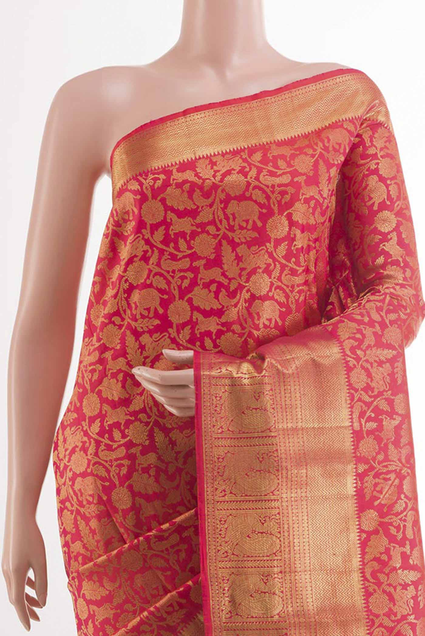 Border image of Pink Dual Tone Kanchipuram Silk Saree with Zari Brocade on the body and Zari Border. 