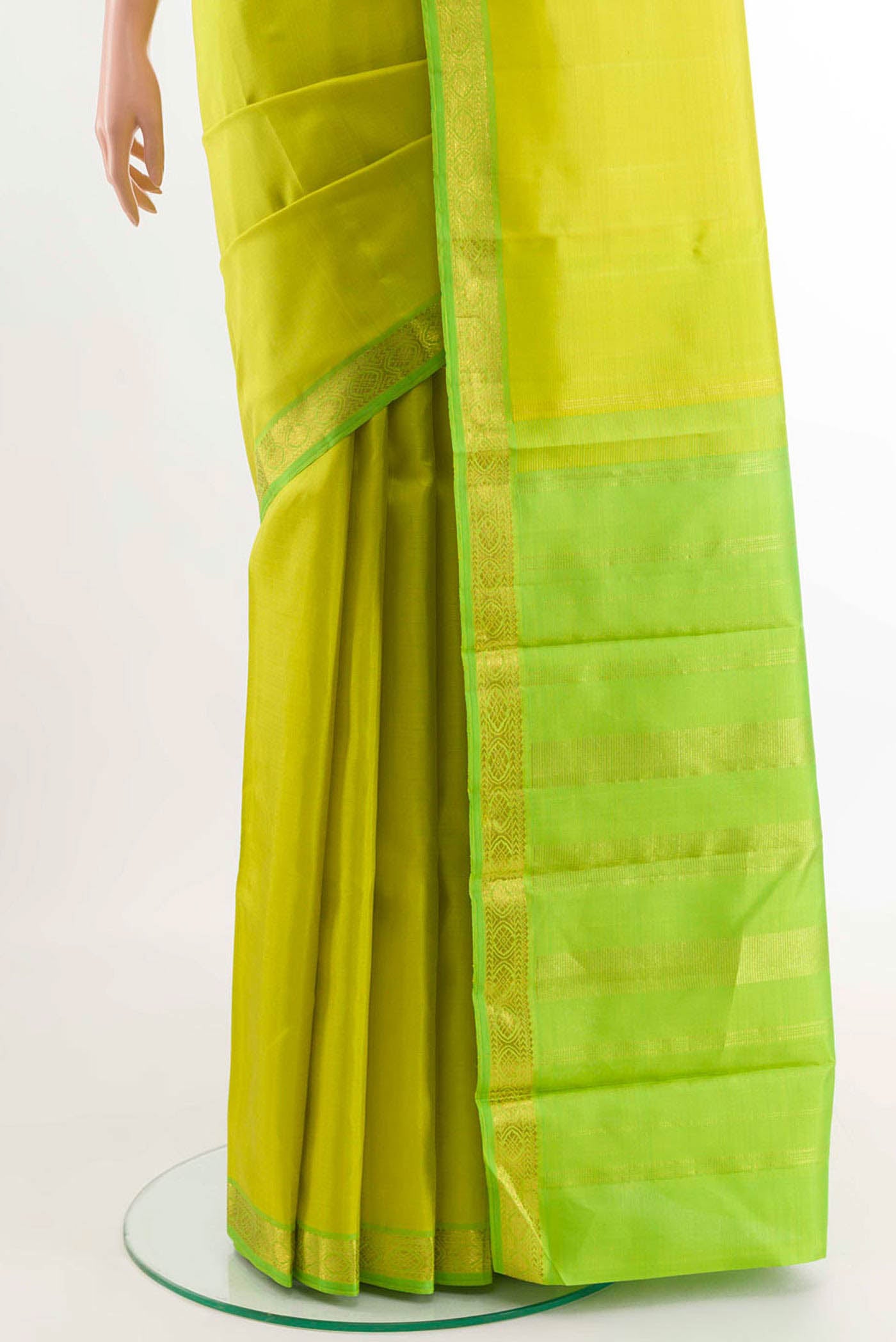 pleats pallu