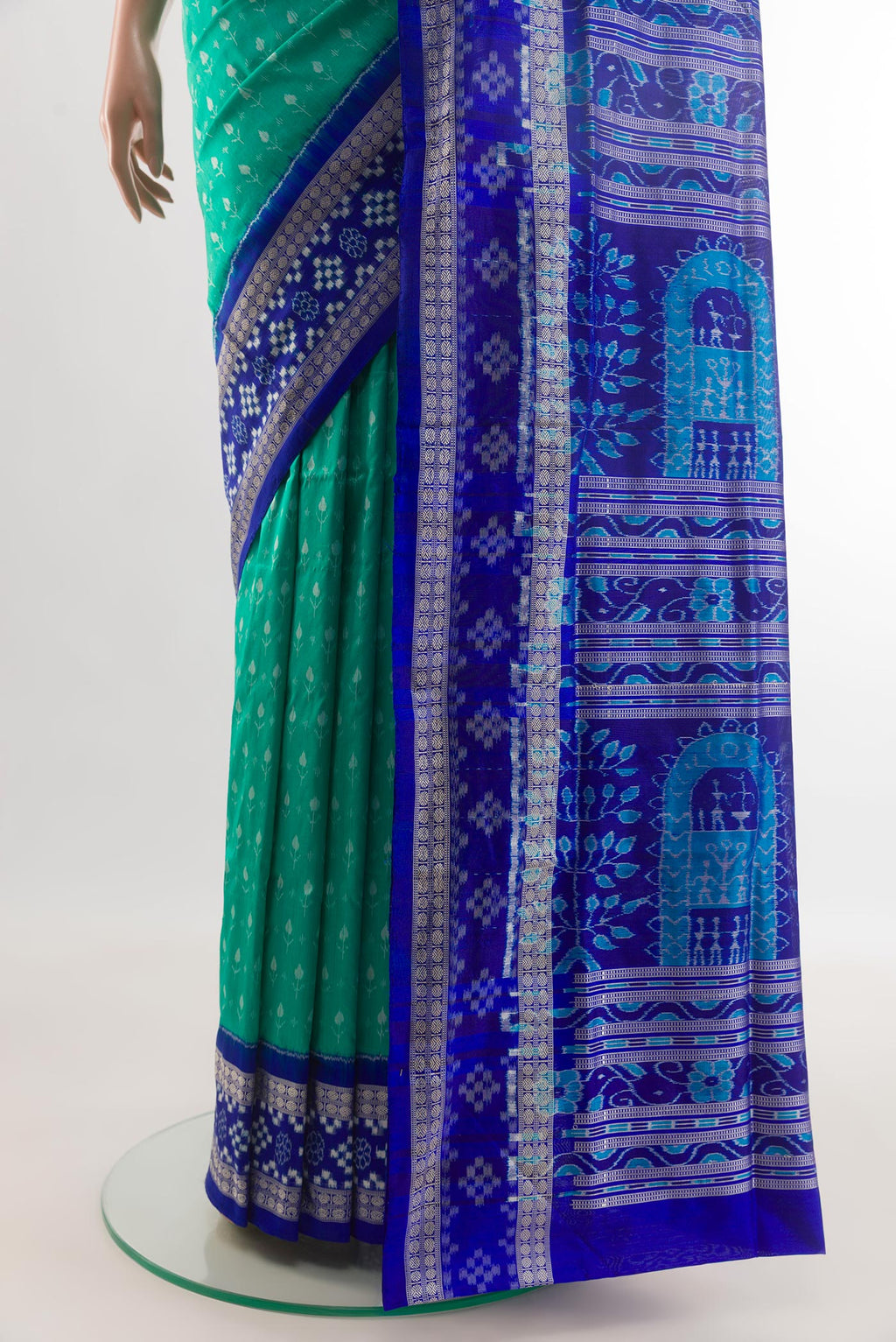 Pleats and pallu of Sea Green Orissa Silk Saree with Pure Ikat on the body and Ikat Border. 
