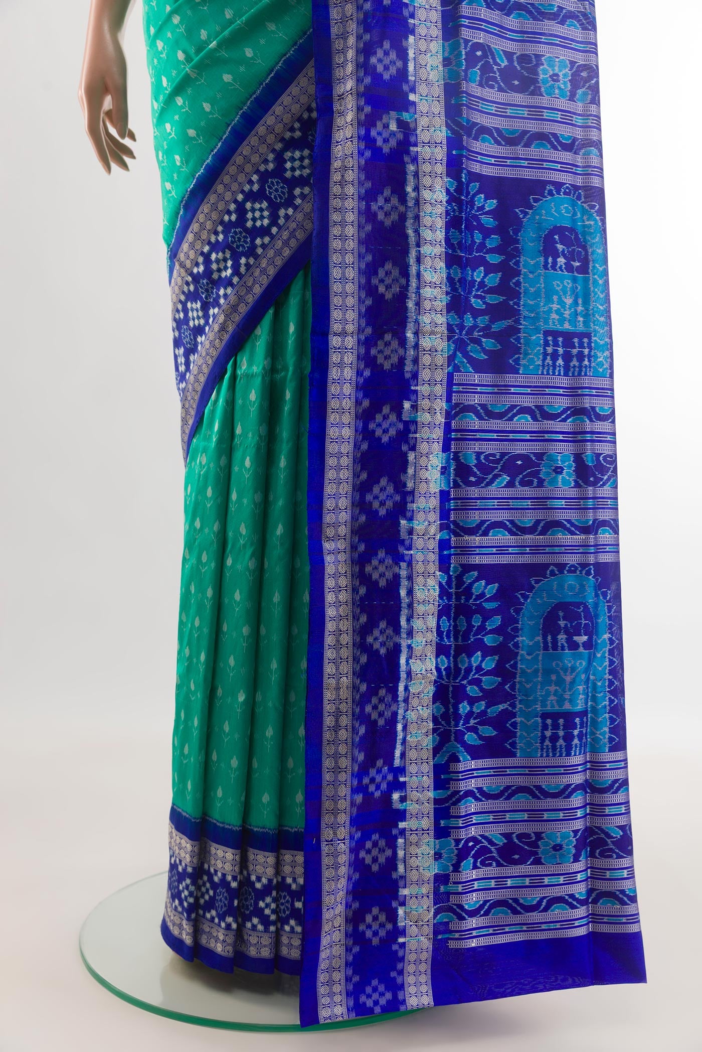 Pleats and pallu of Sea Green Orissa Silk Saree with Pure Ikat on the body and Ikat Border. 