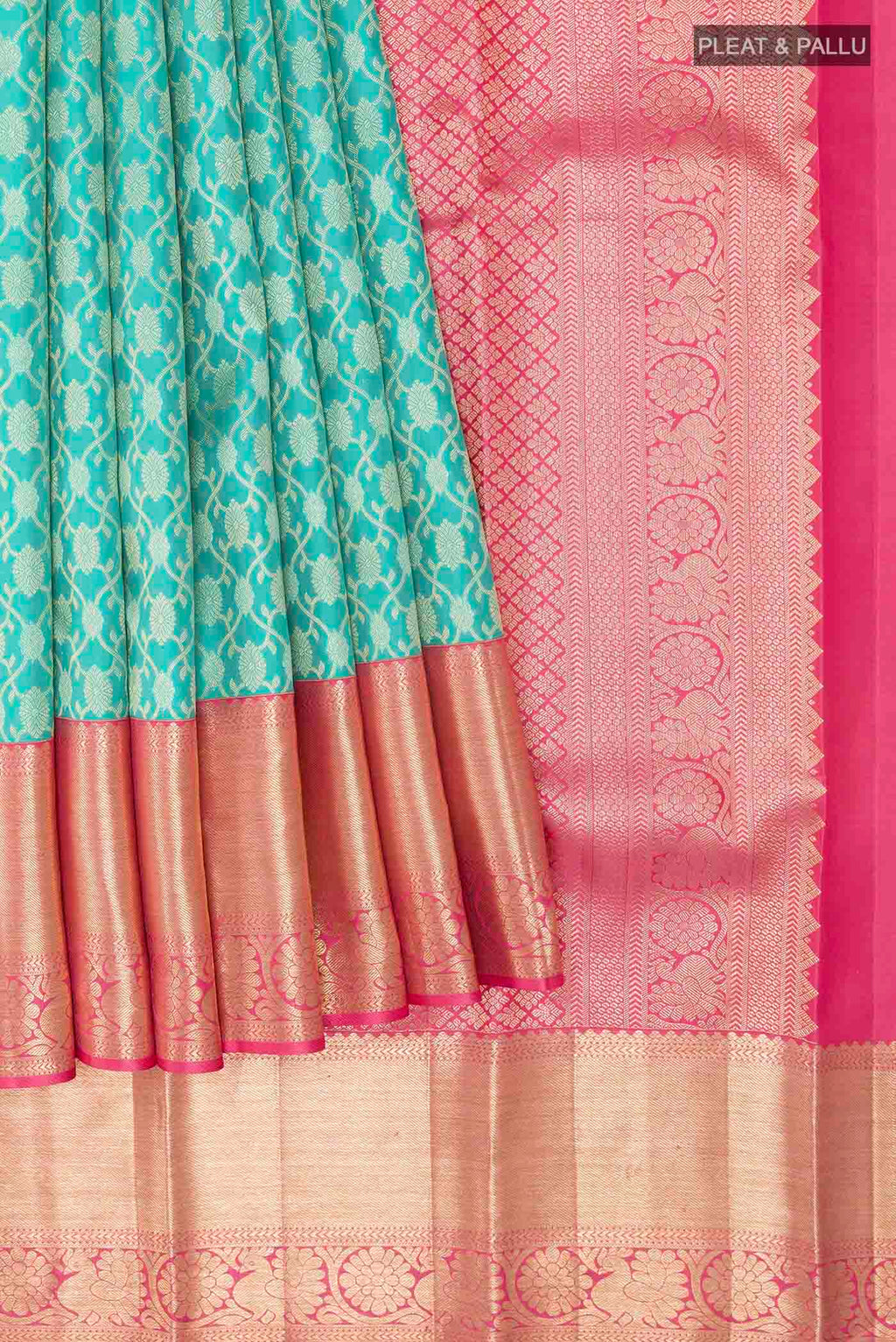 pleats pallu
