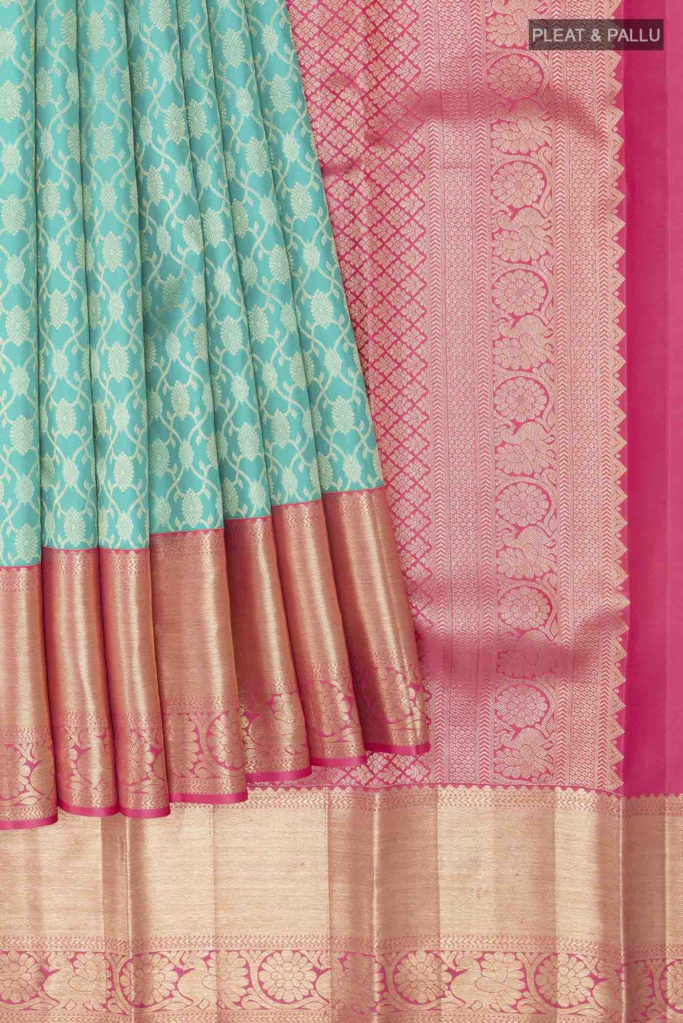 pleats pallu