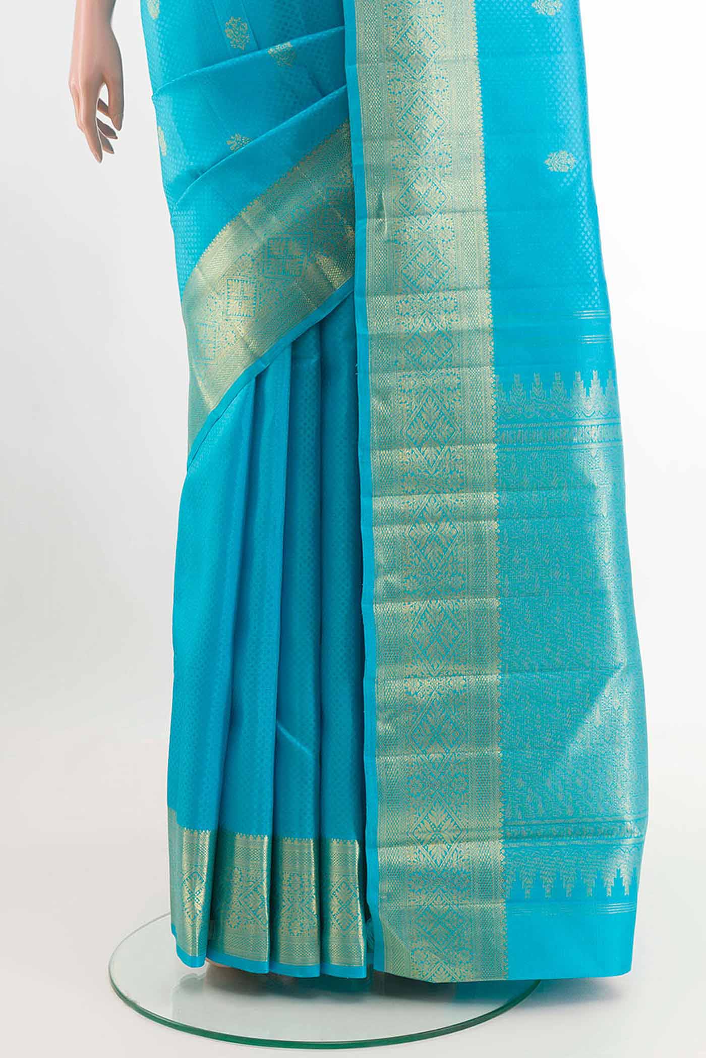 Pleats and pallu of Blue Kanchipuram Silk Saree with Jacquard With Zari Butta on the body and Zari Border