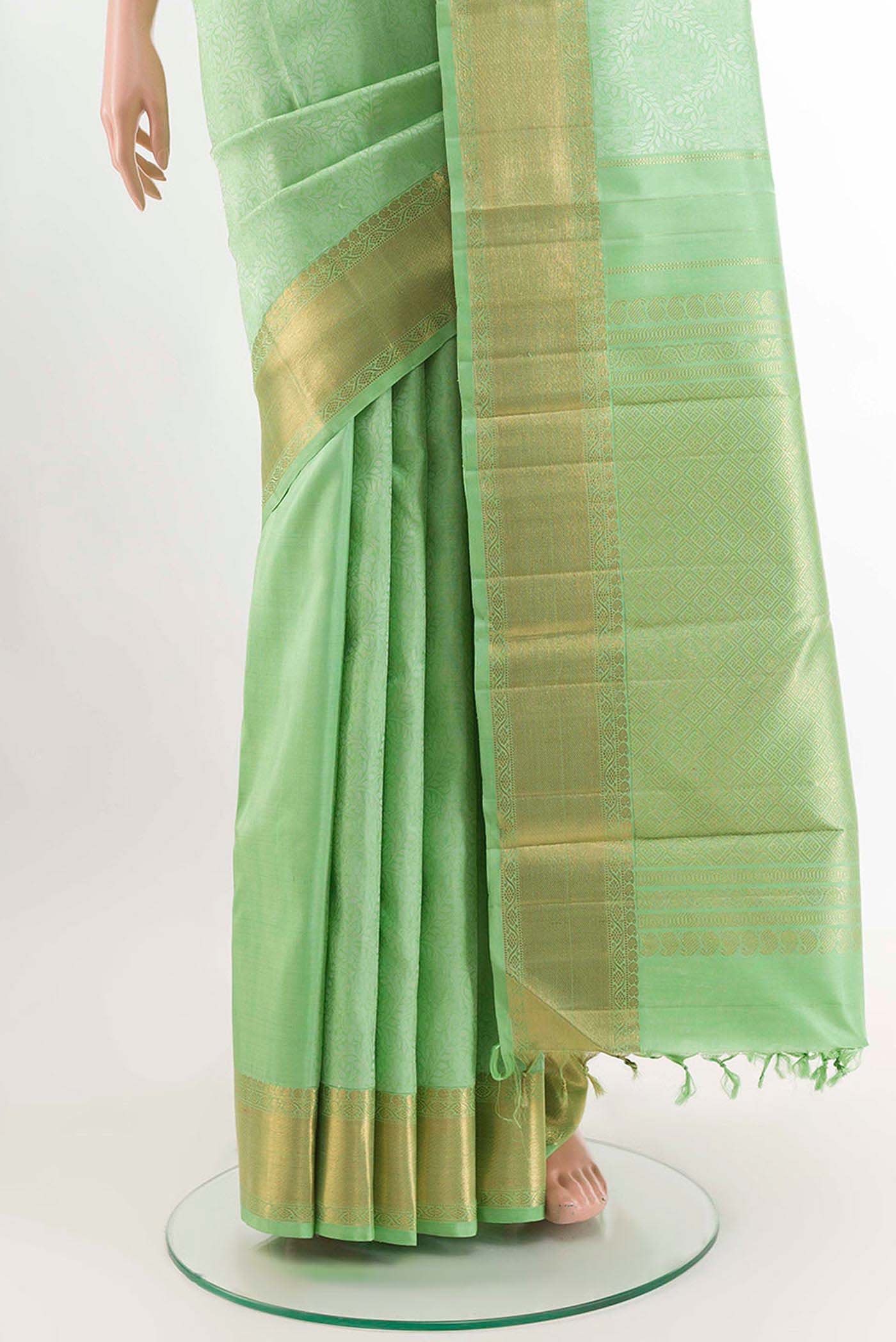 pleats pallu