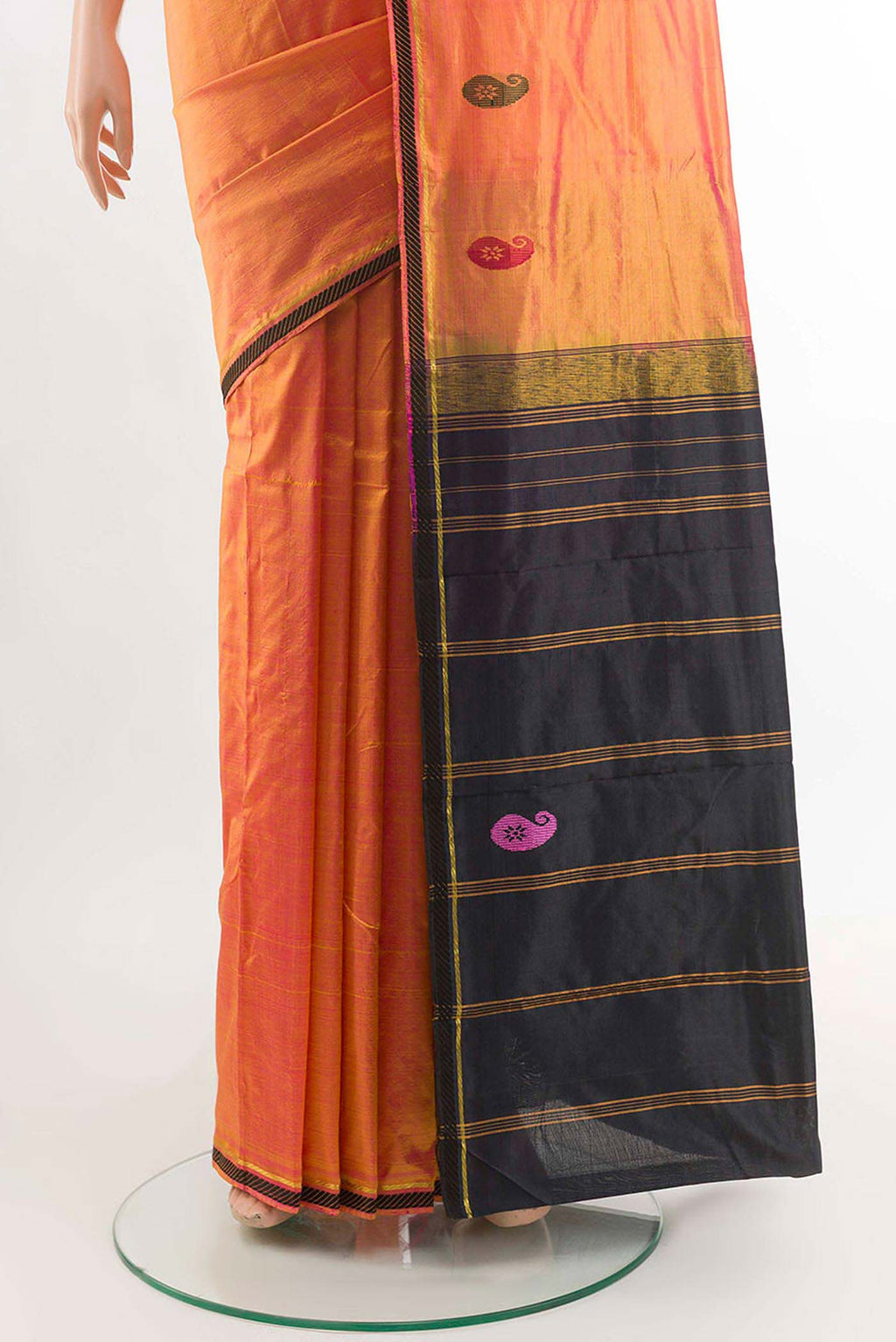 pleats pallu