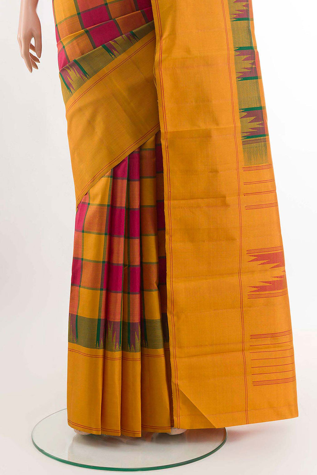 pleats pallu