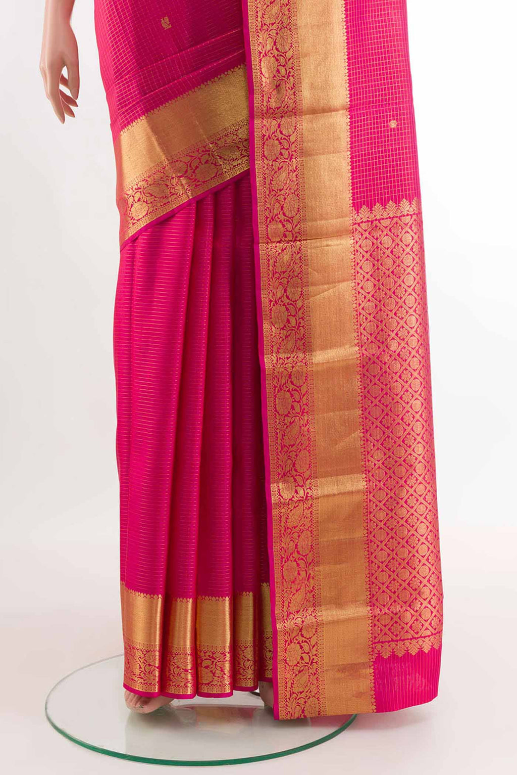pleats pallu