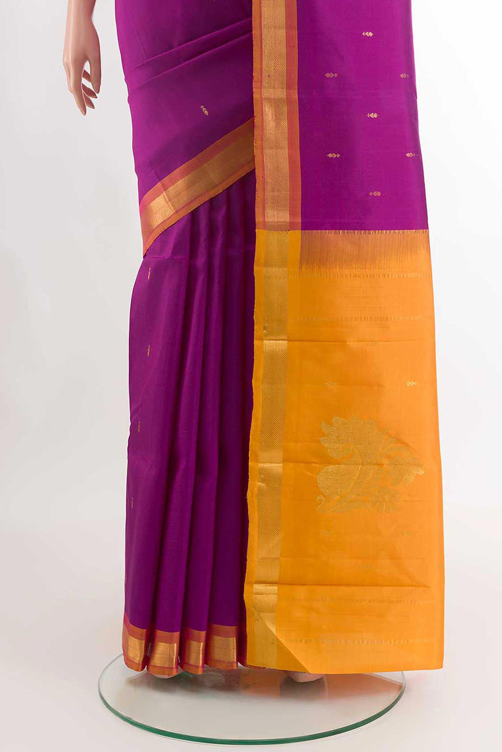 pleats pallu