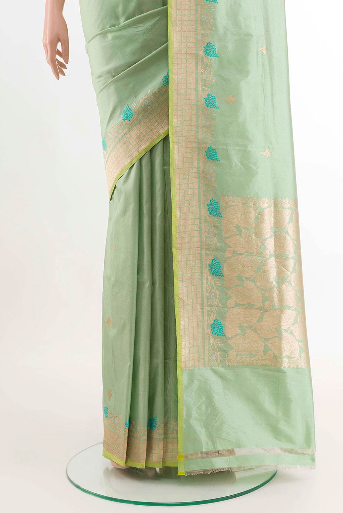 pleats pallu