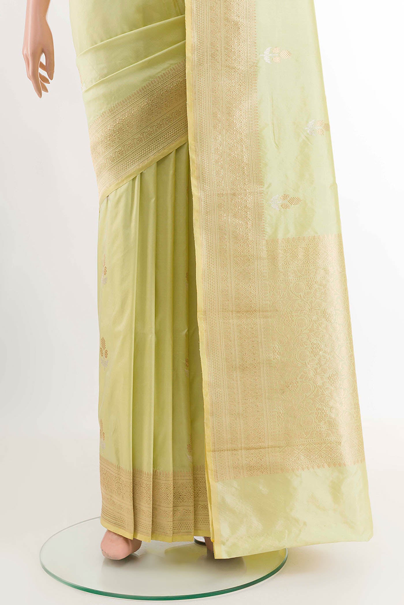 pleats pallu