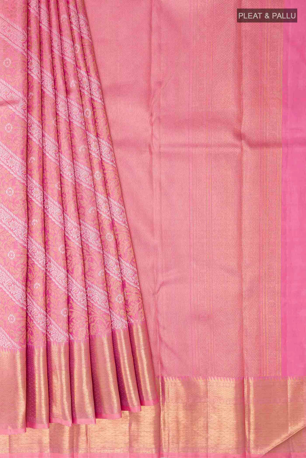 pleats pallu
