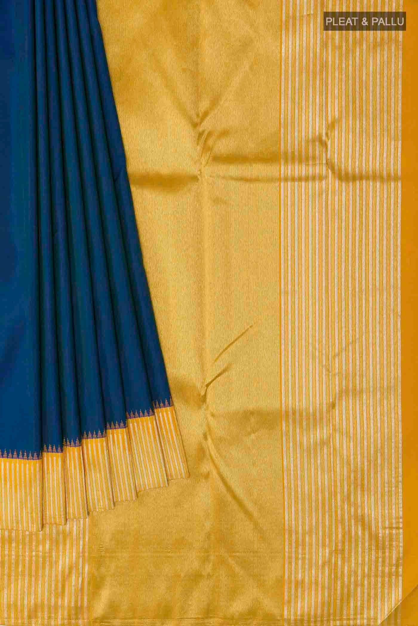 pleats pallu