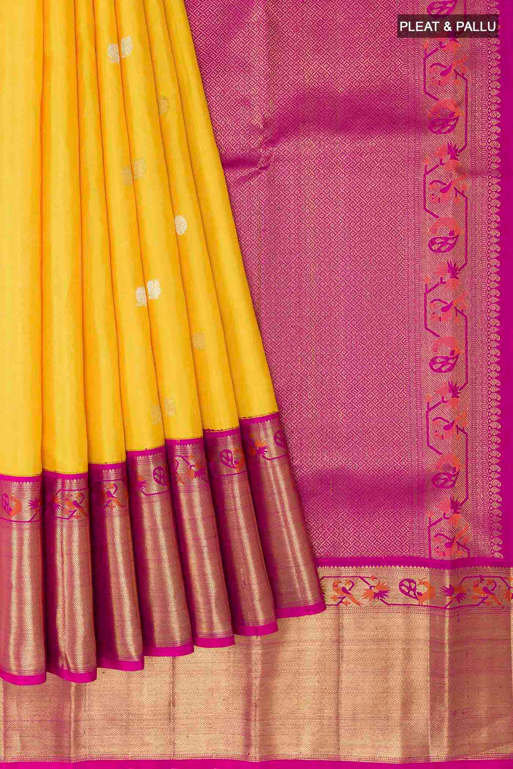 pleats pallu