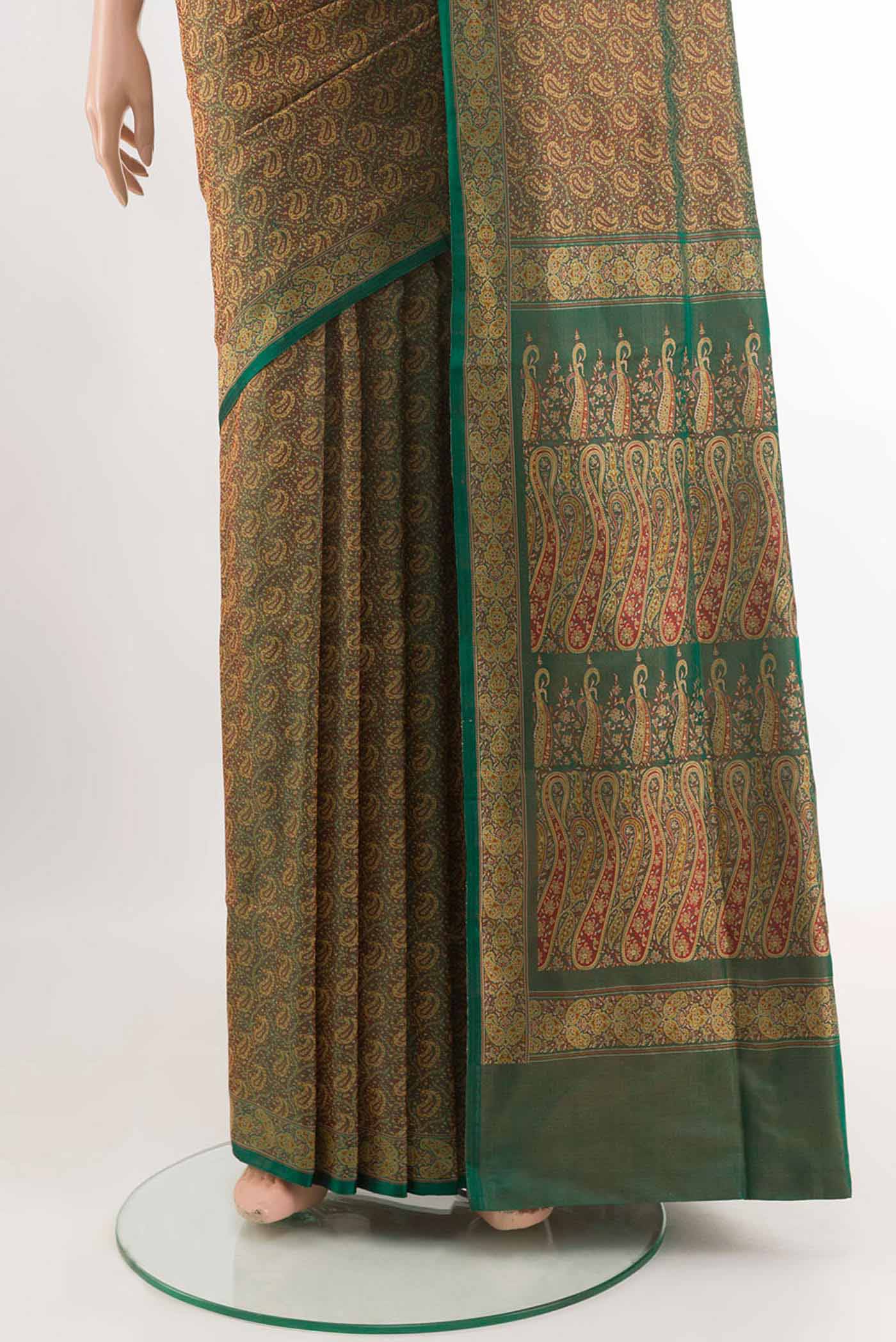 pleats pallu