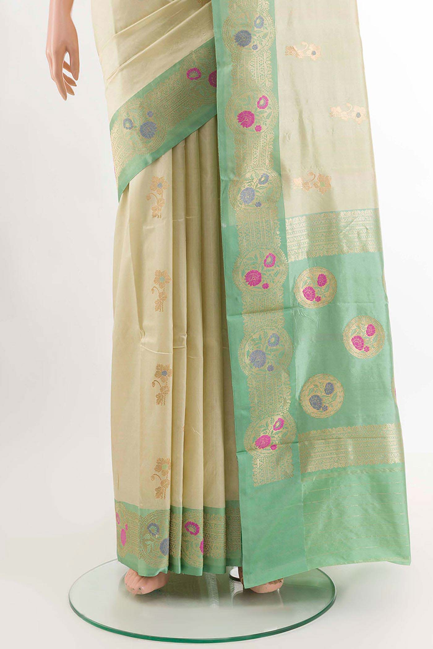 pleats pallu