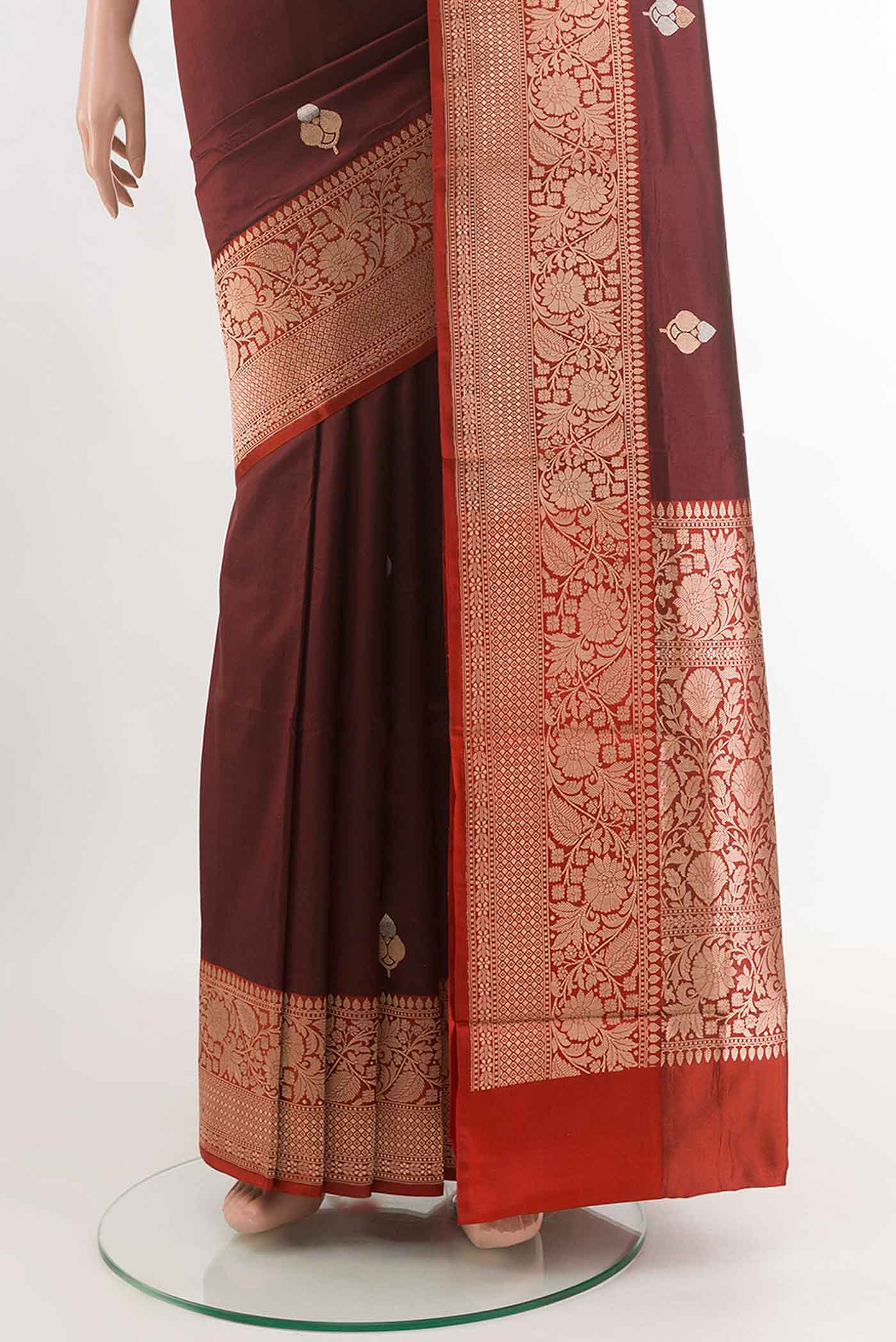 pleats pallu