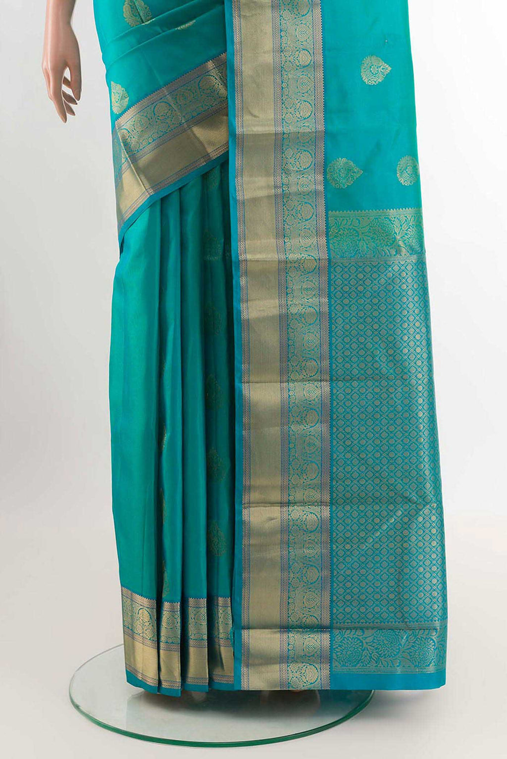 pleats pallu