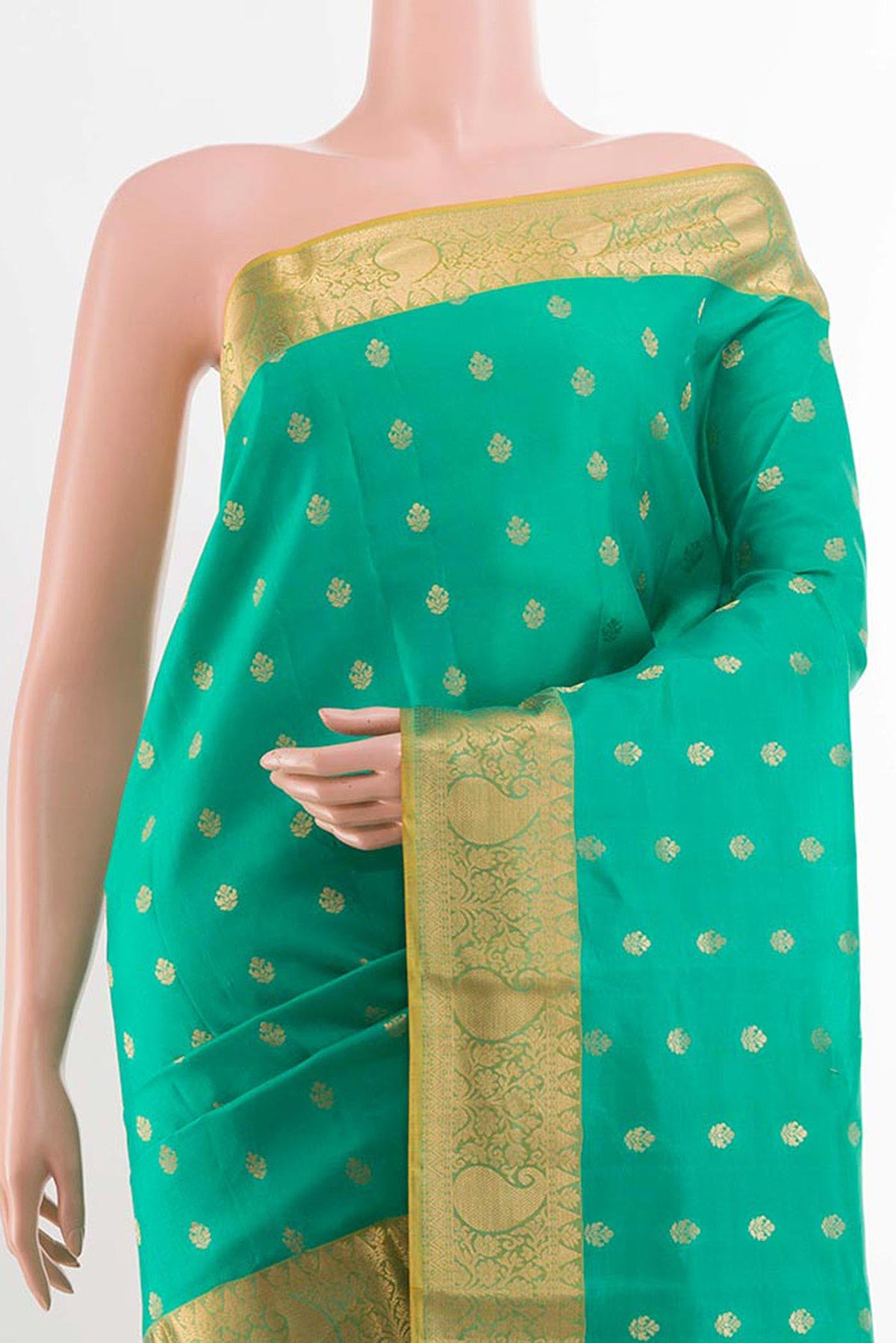 Border image of Green Kanchipuram Silk Saree with Zari Butta on the body and Zari Border